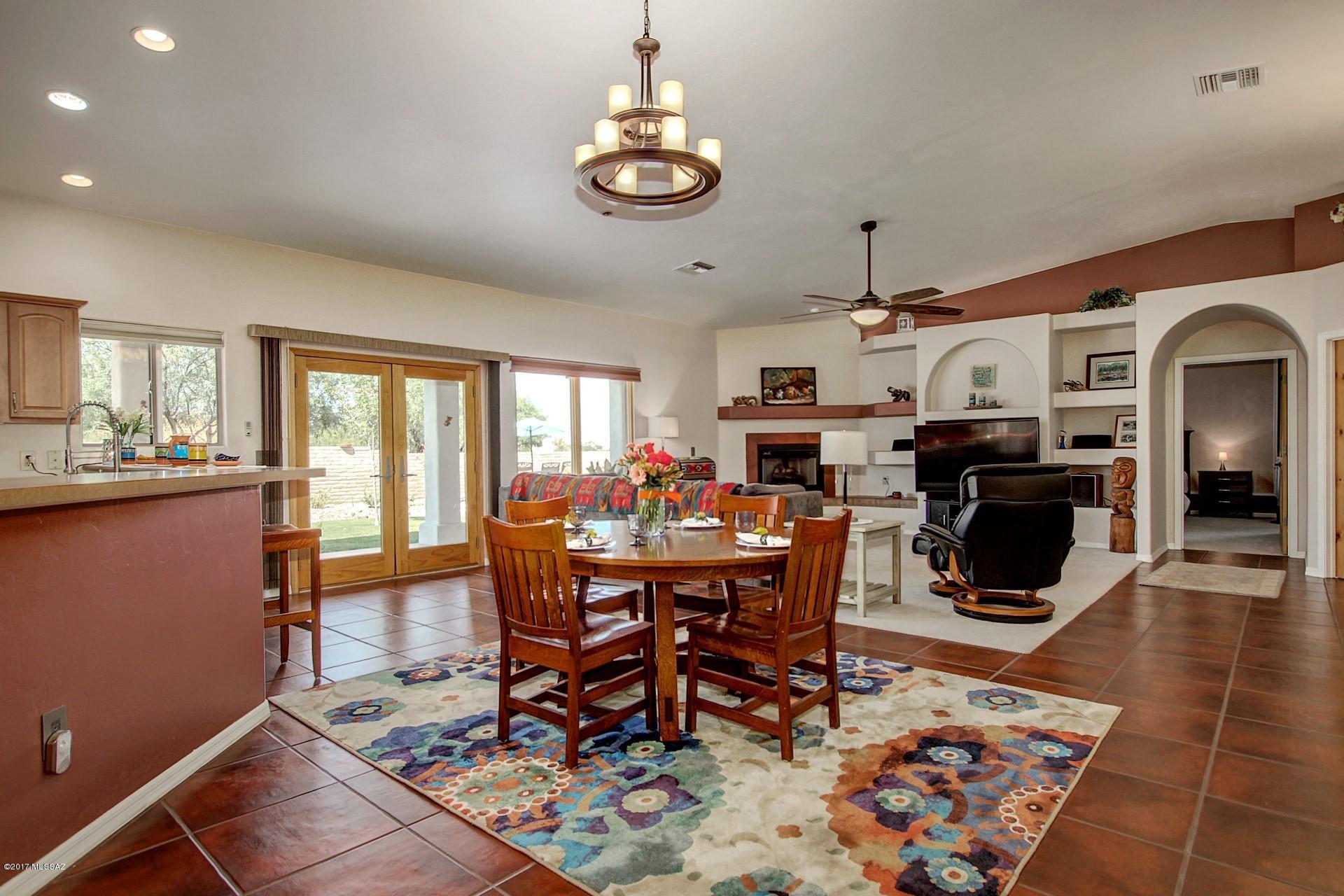 Colonias La Canada (83-219) - Residential