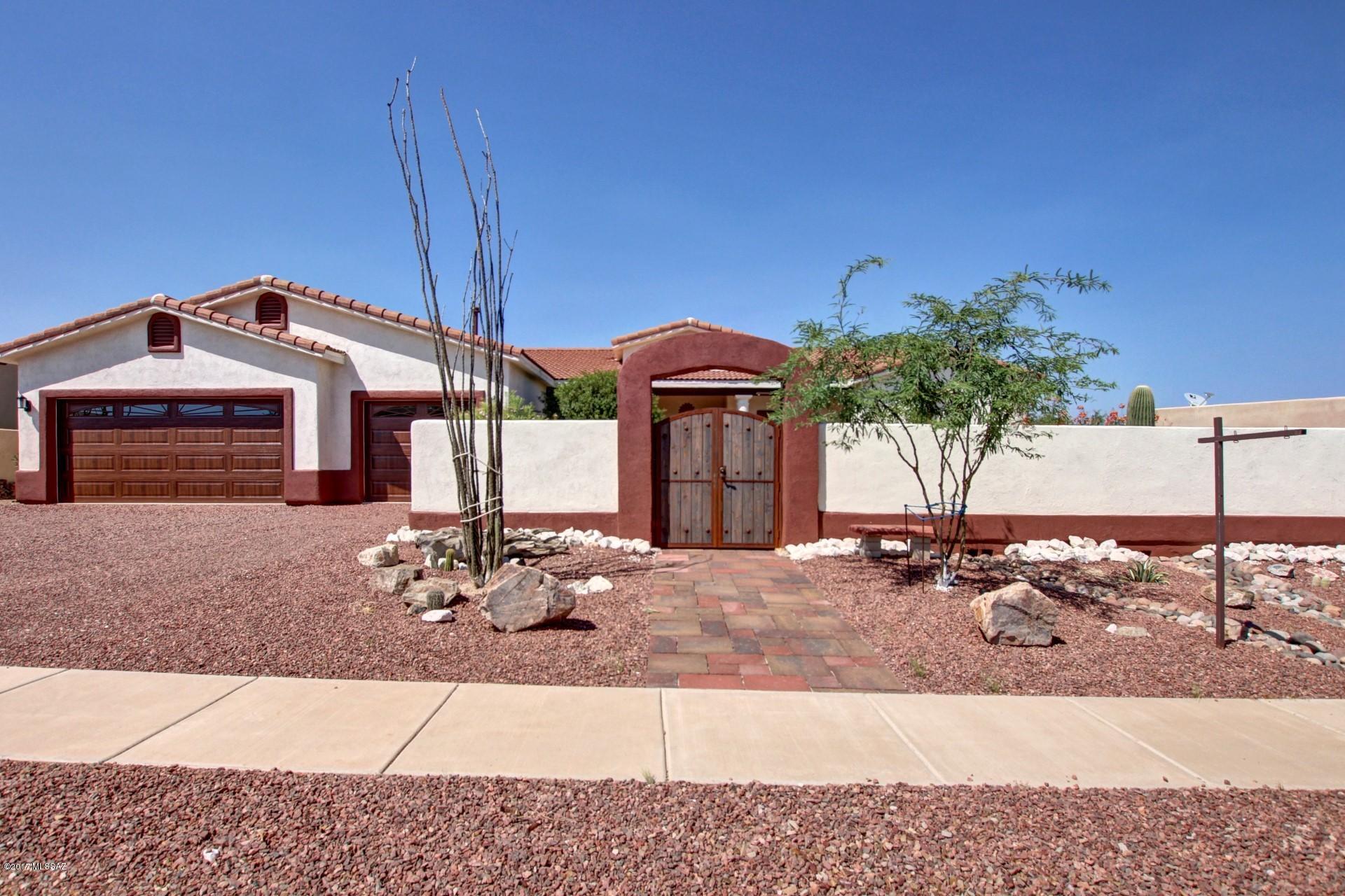 Colonias La Canada (83-219) - Residential