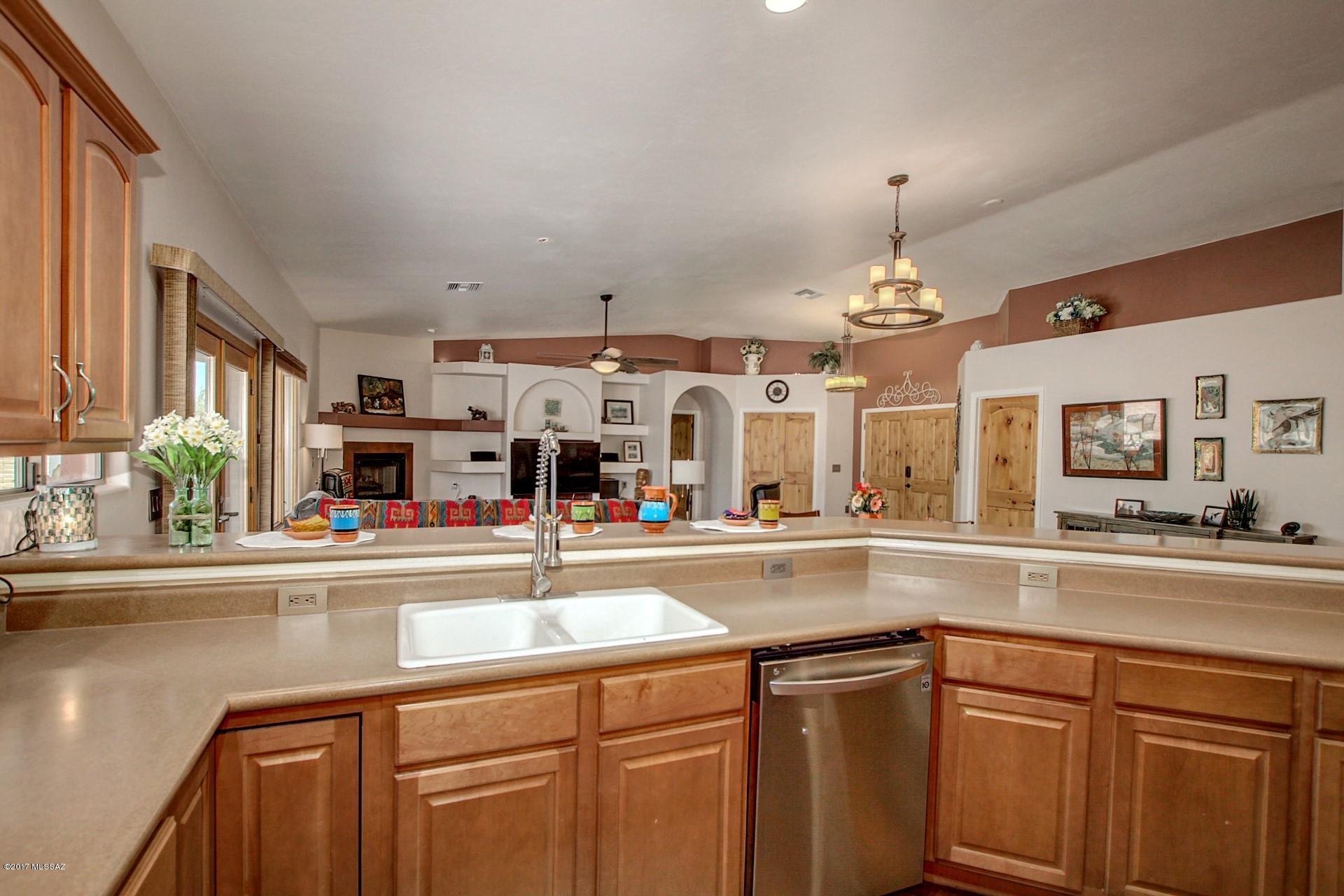 Colonias La Canada (83-219) - Residential