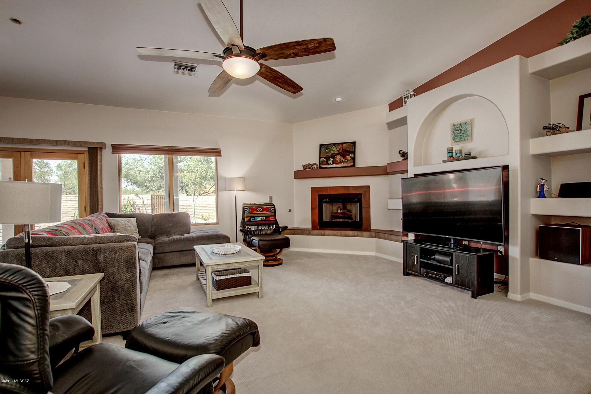 Colonias La Canada (83-219) - Residential