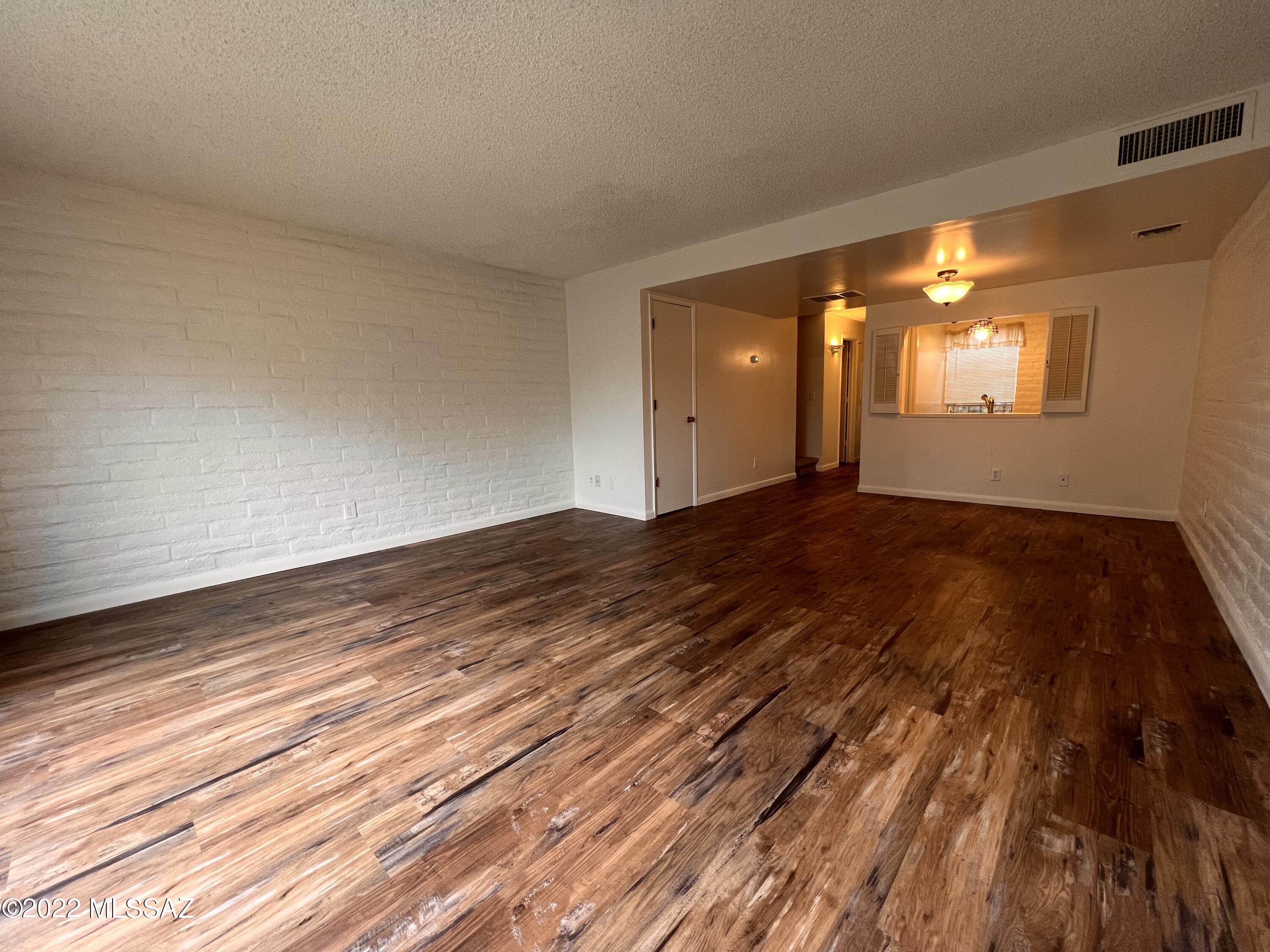 Tucson North Townhome Apts. - Residential Lease