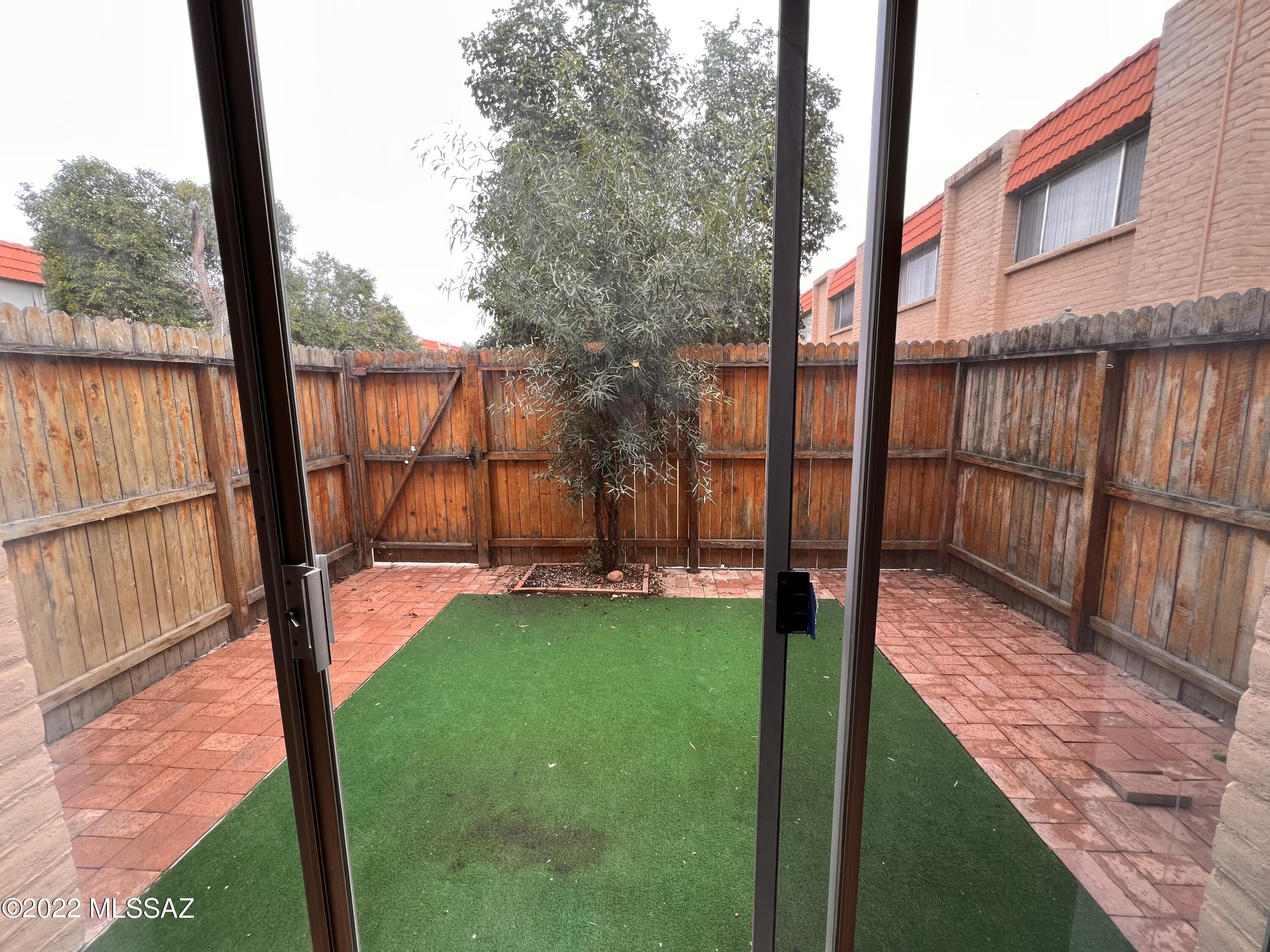 Tucson North Townhome Apts. - Residential Lease