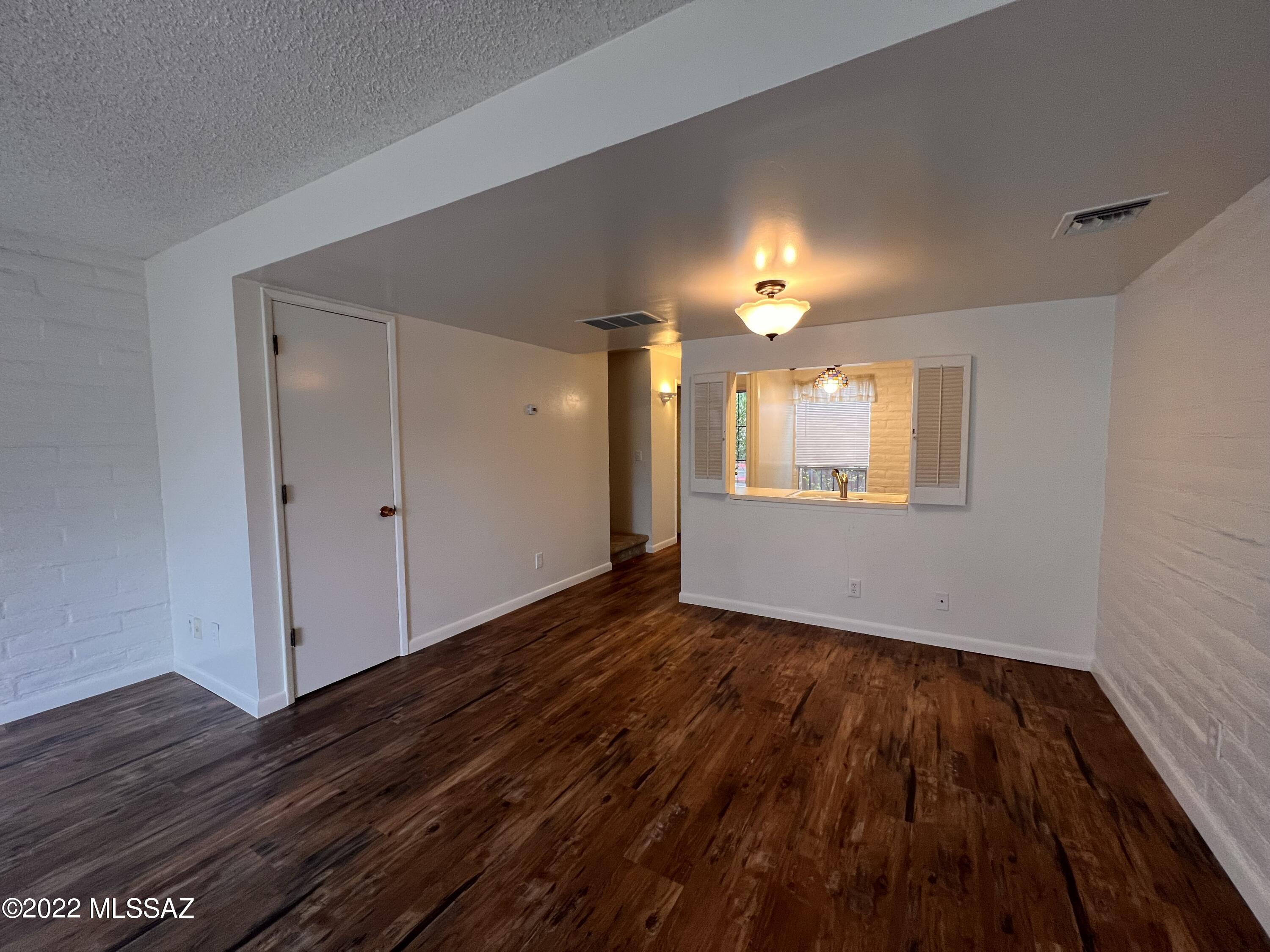 Tucson North Townhome Apts. - Residential Lease
