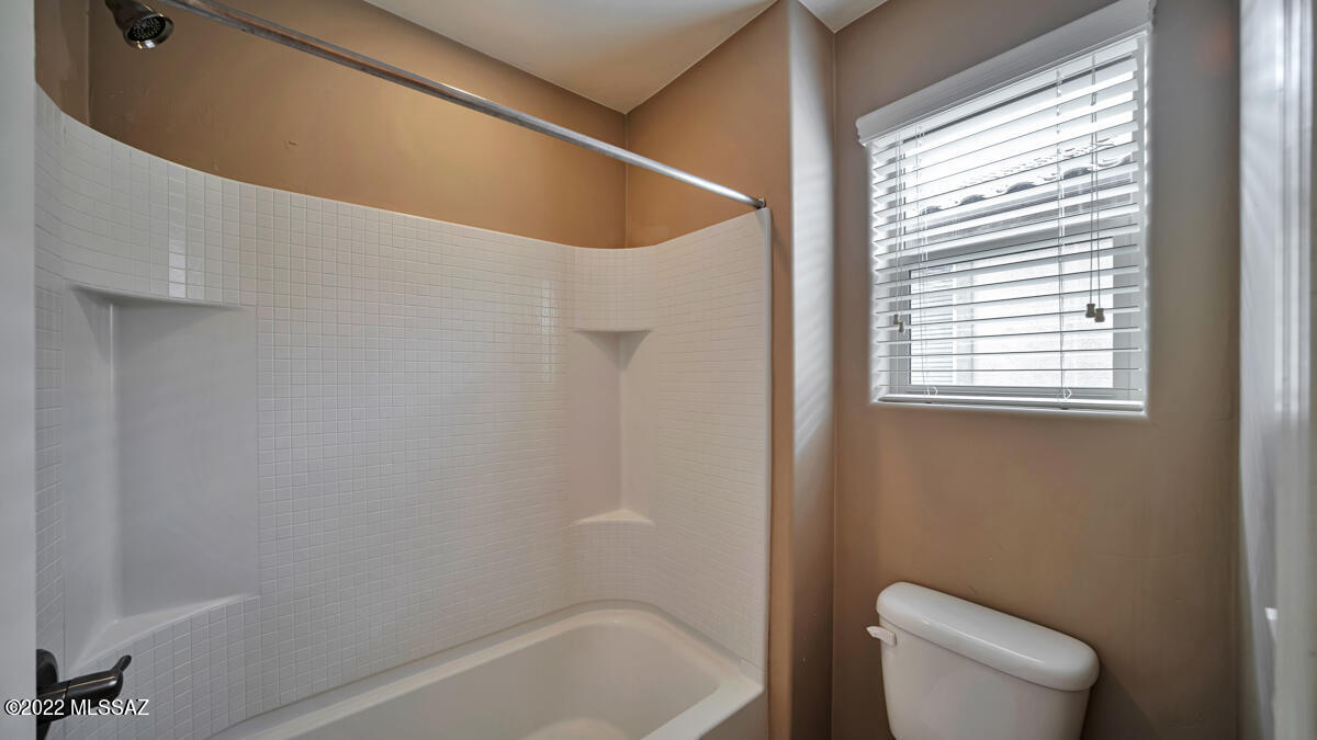 Presidios at Rancho Sahuarita (1-927) - Residential Lease