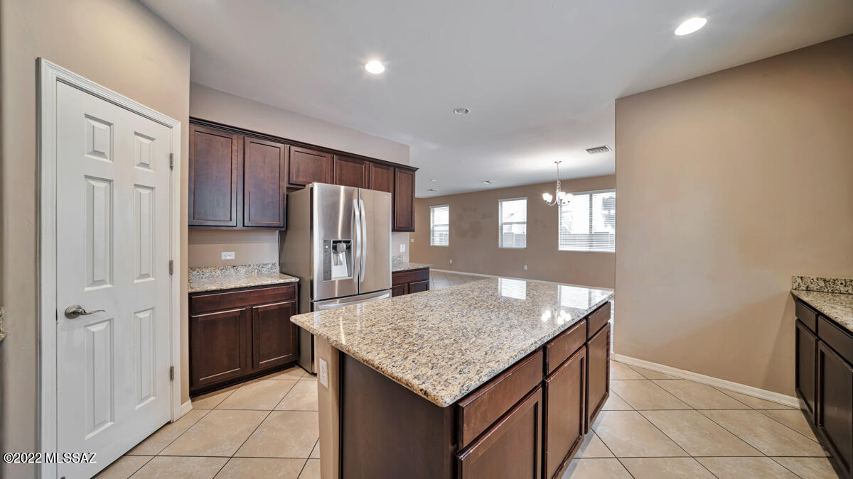 Presidios at Rancho Sahuarita (1-927) - Residential Lease
