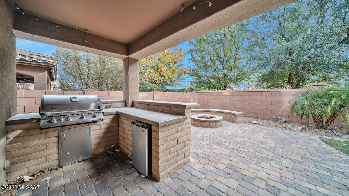 Presidios at Rancho Sahuarita (1-927) - Residential Lease