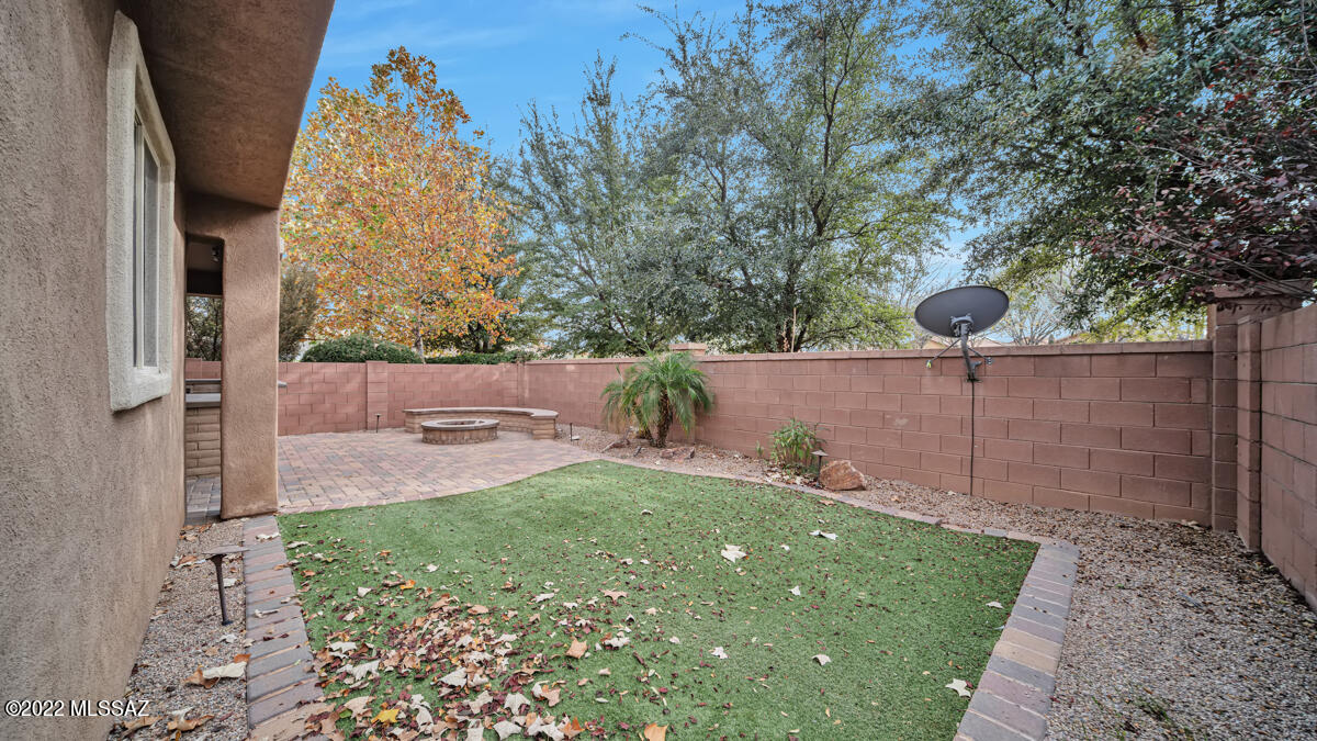 Presidios at Rancho Sahuarita (1-927) - Residential Lease