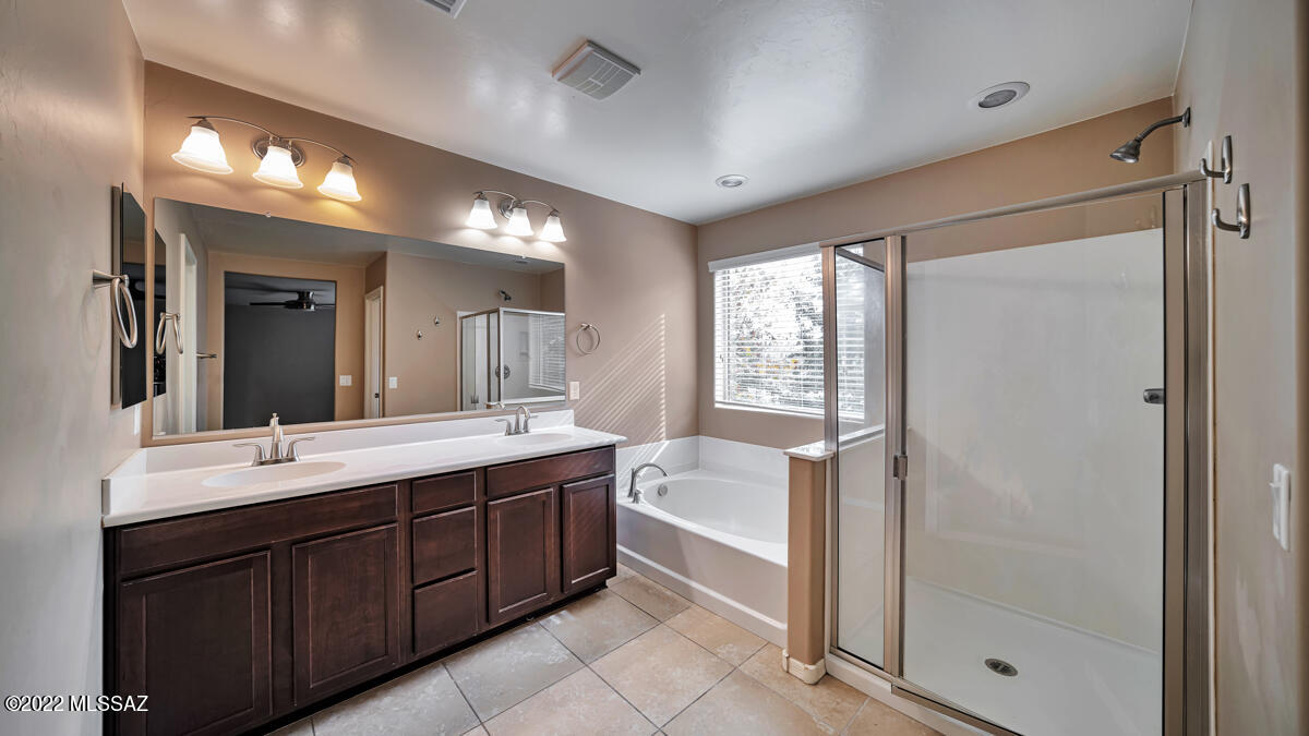 Presidios at Rancho Sahuarita (1-927) - Residential Lease