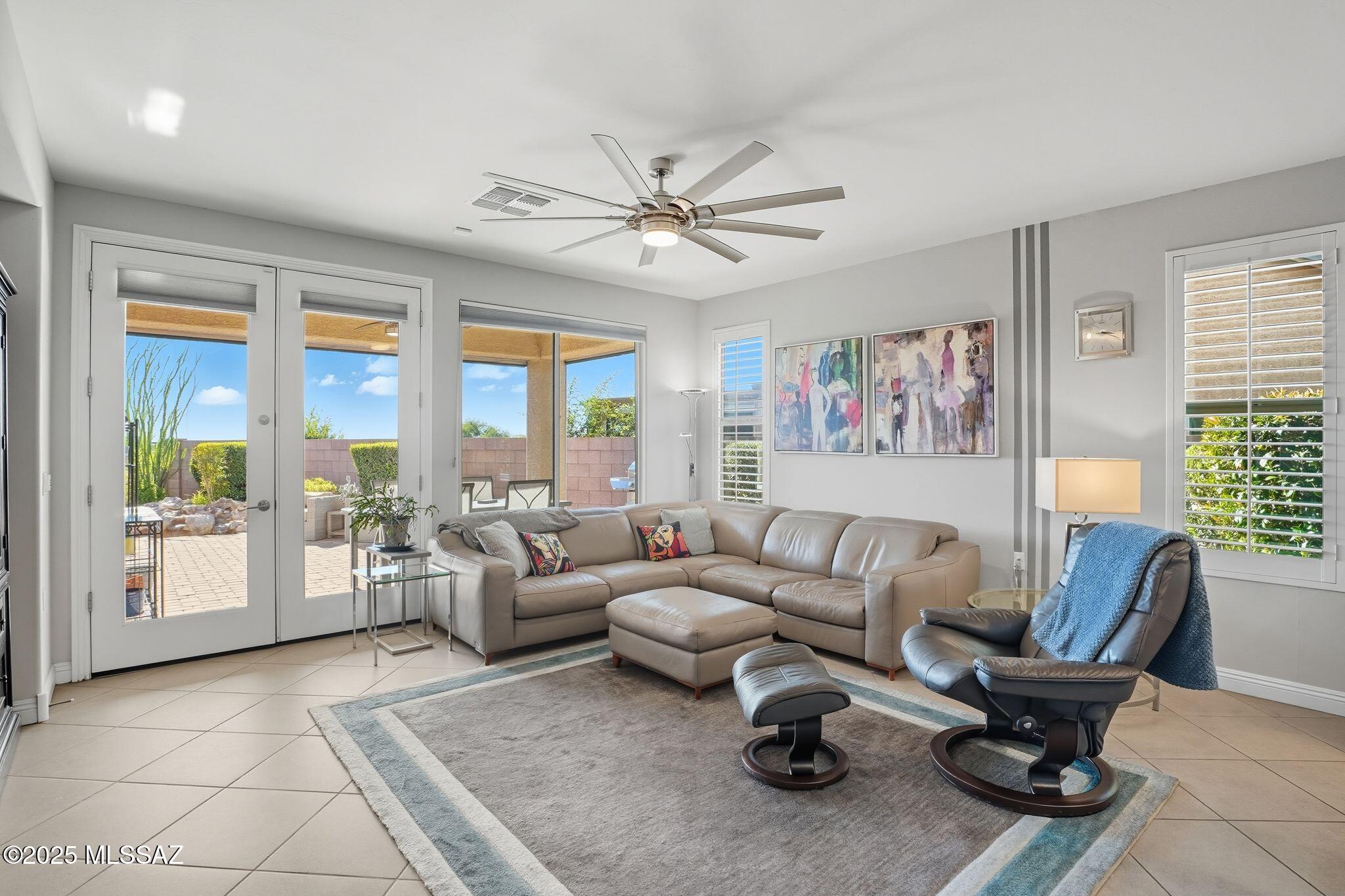 Del Webb at Rancho Del Lago Phase II SQ20112850077 - Residential