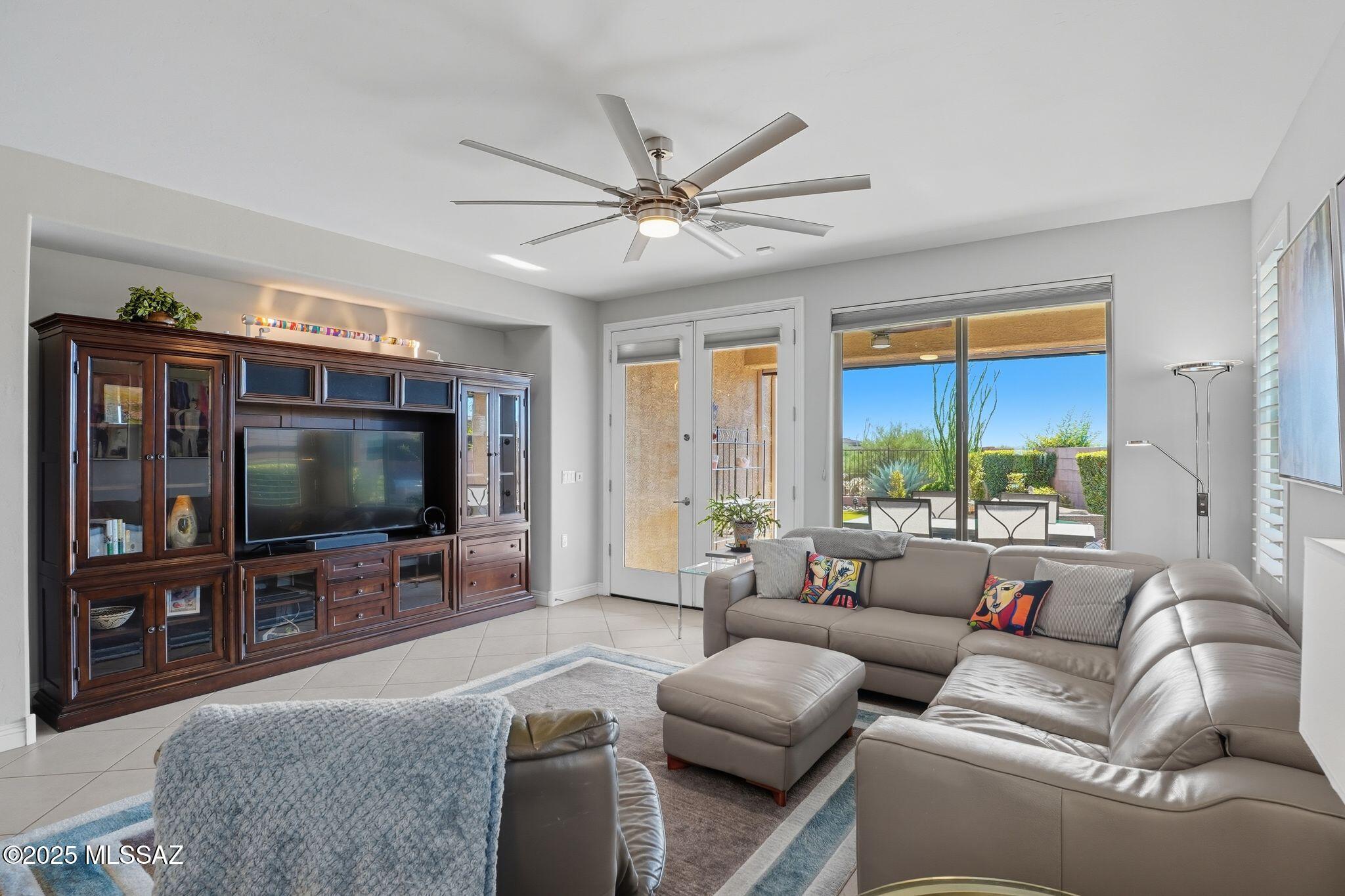 Del Webb at Rancho Del Lago Phase II SQ20112850077 - Residential