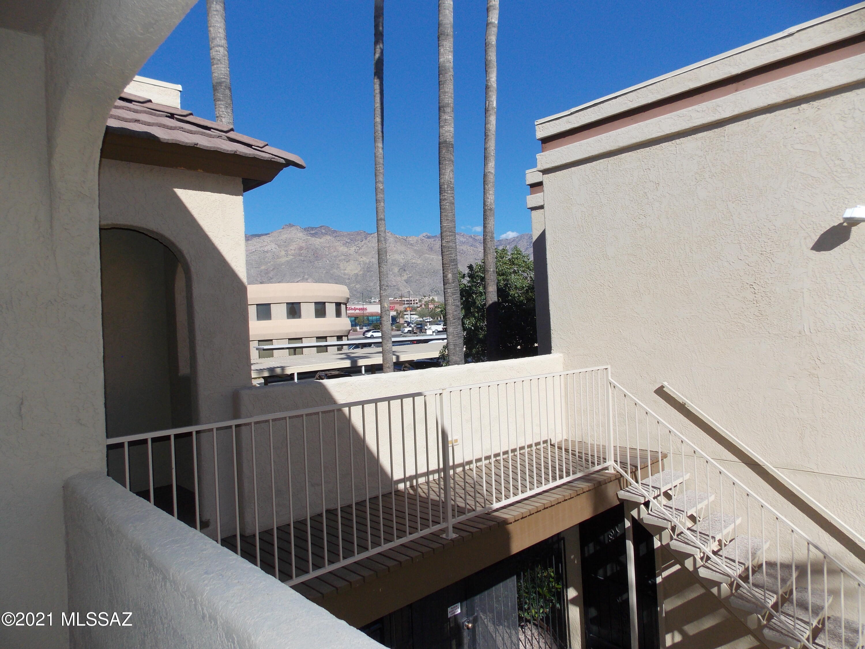 Sunrise Springs - Residential