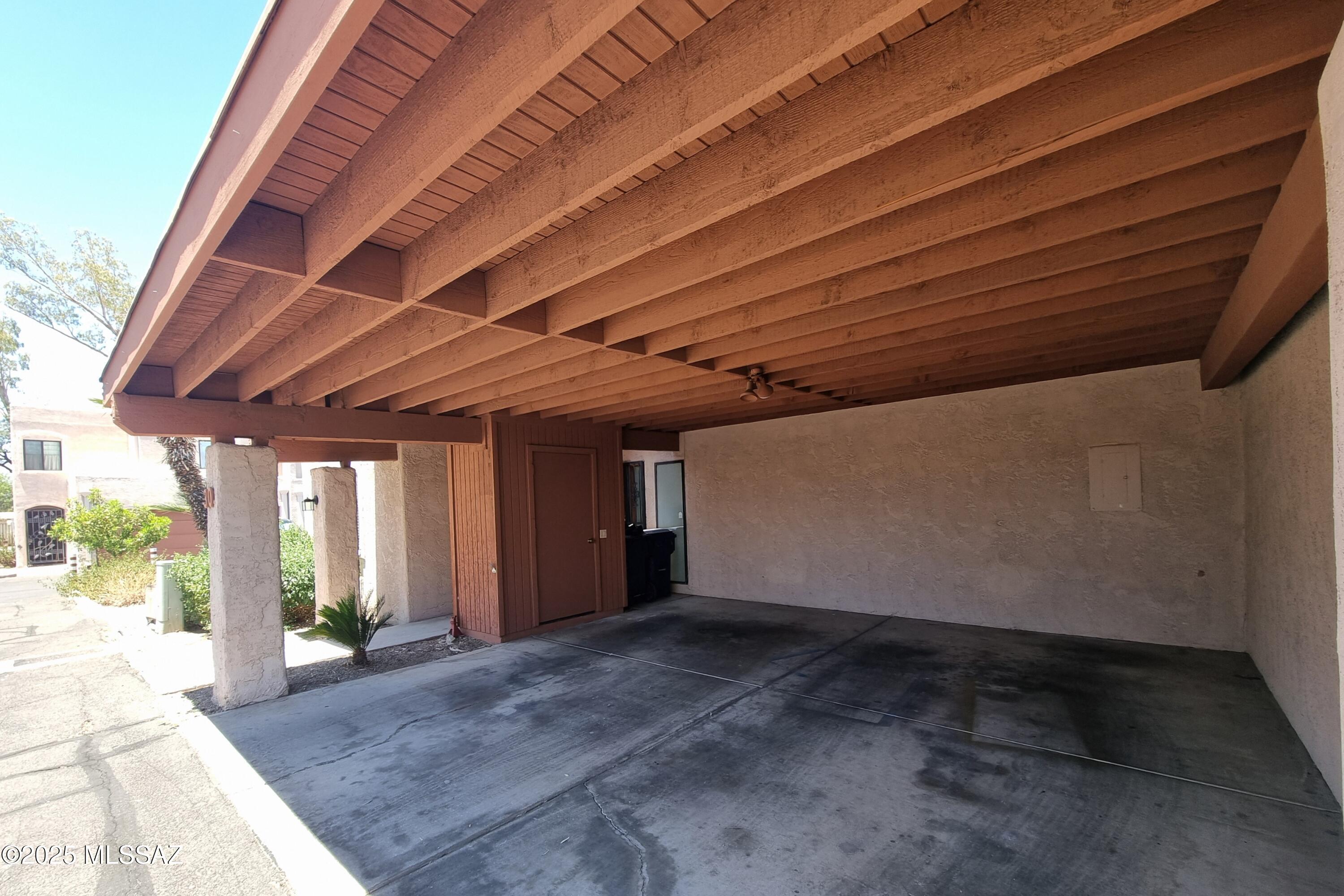 Linden Place Condos (1-34) - Residential