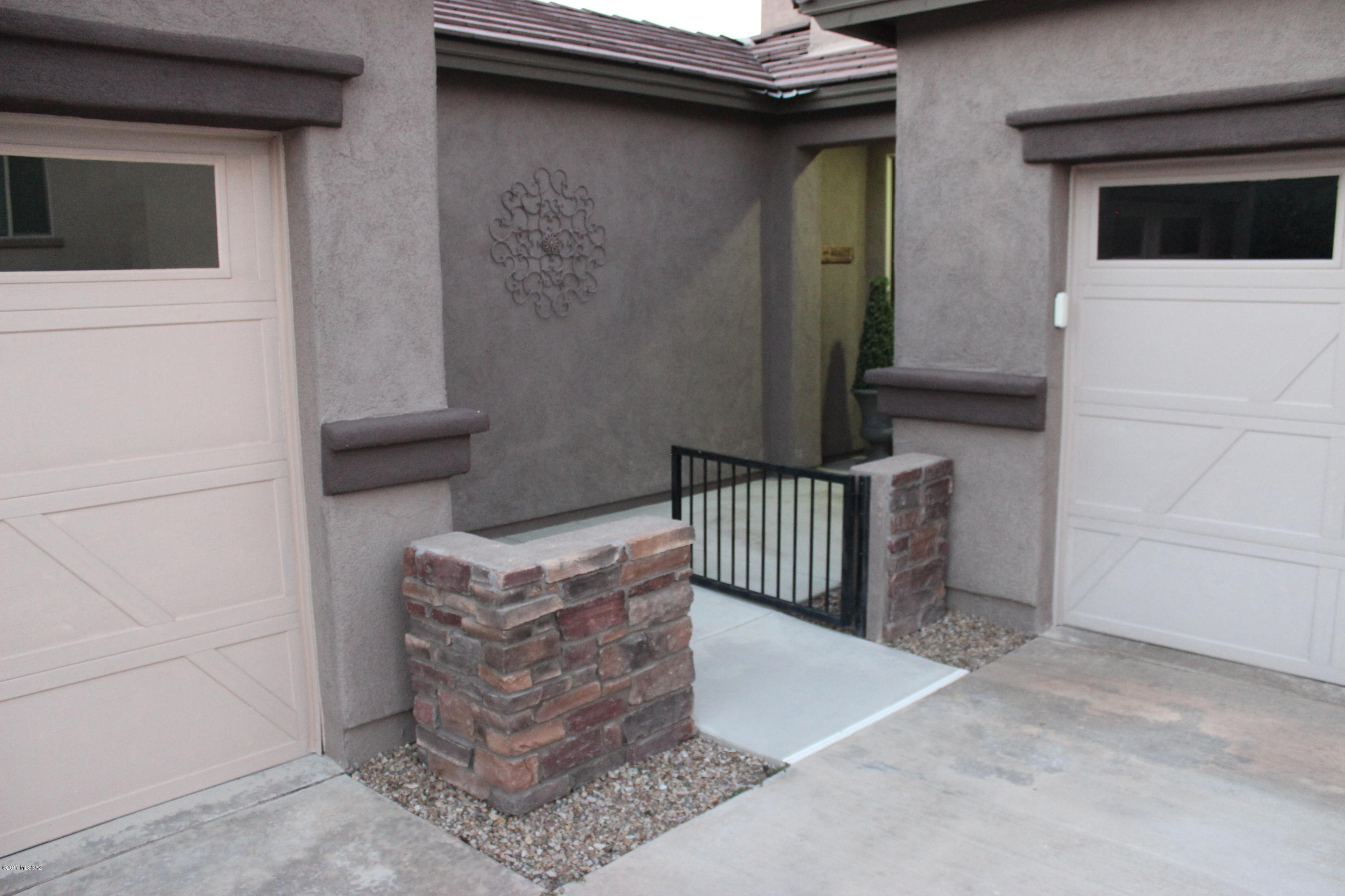 Oasis Santa Rita (1-298) - Residential