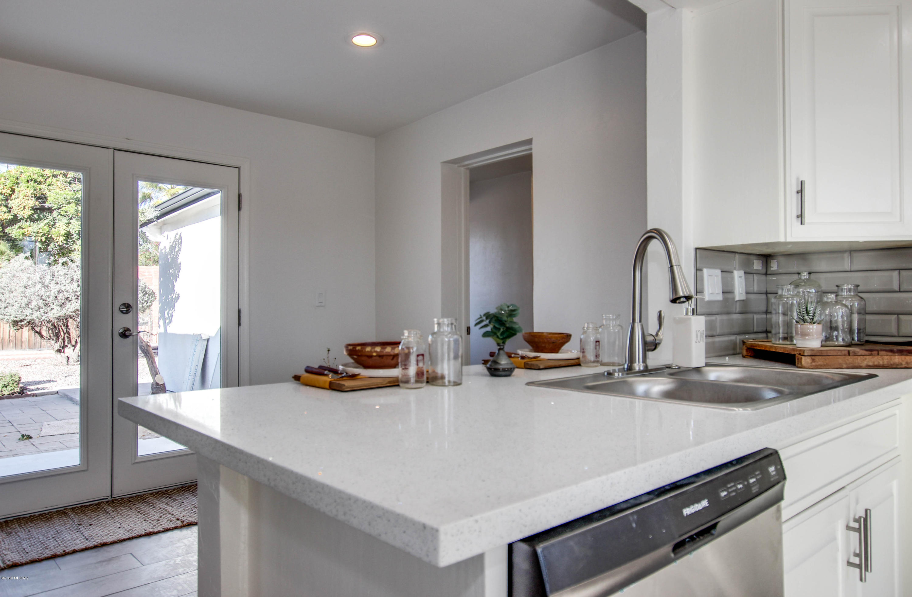 Braewood Terrace (1-107) - Residential