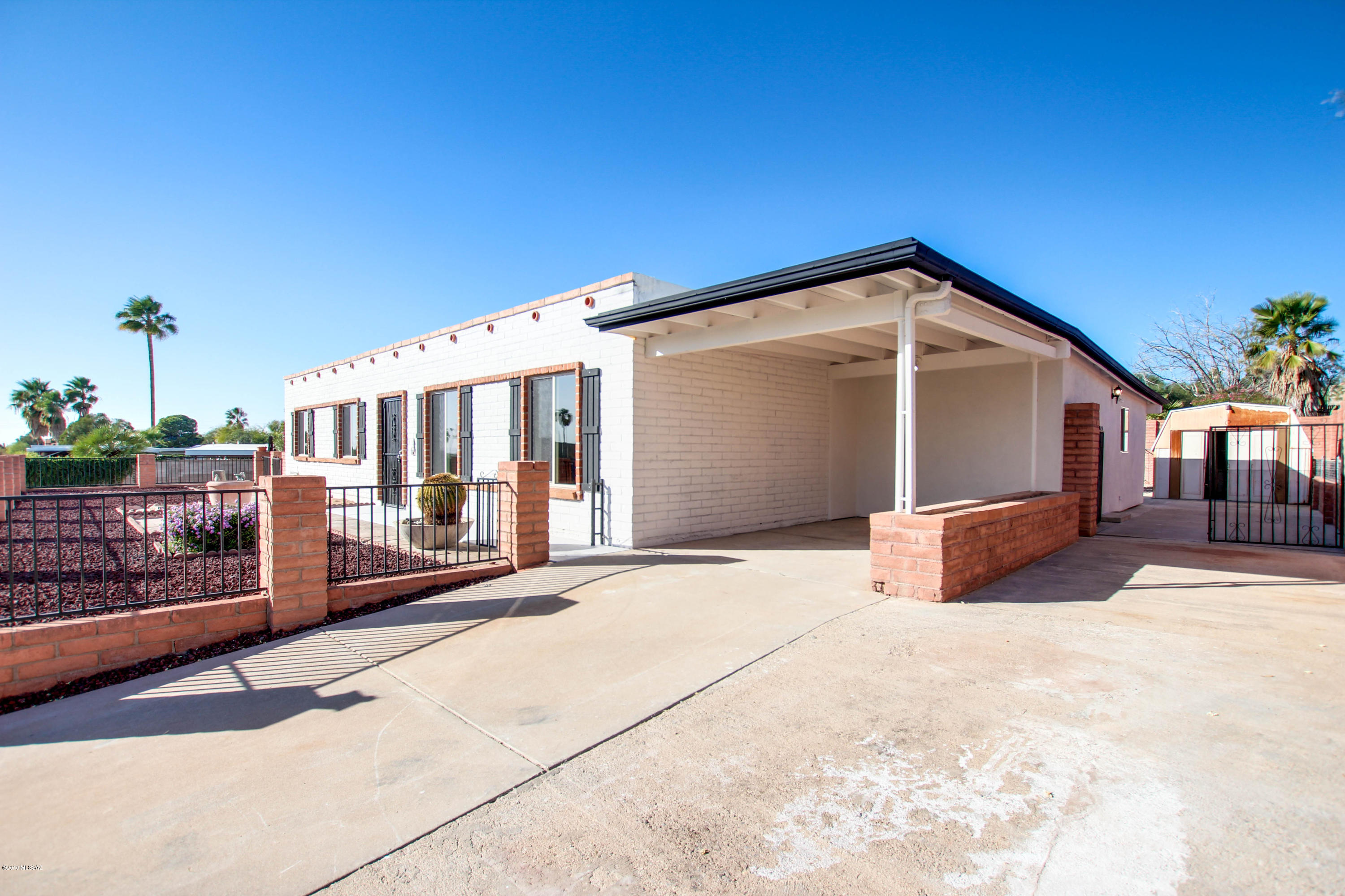 Braewood Terrace (1-107) - Residential