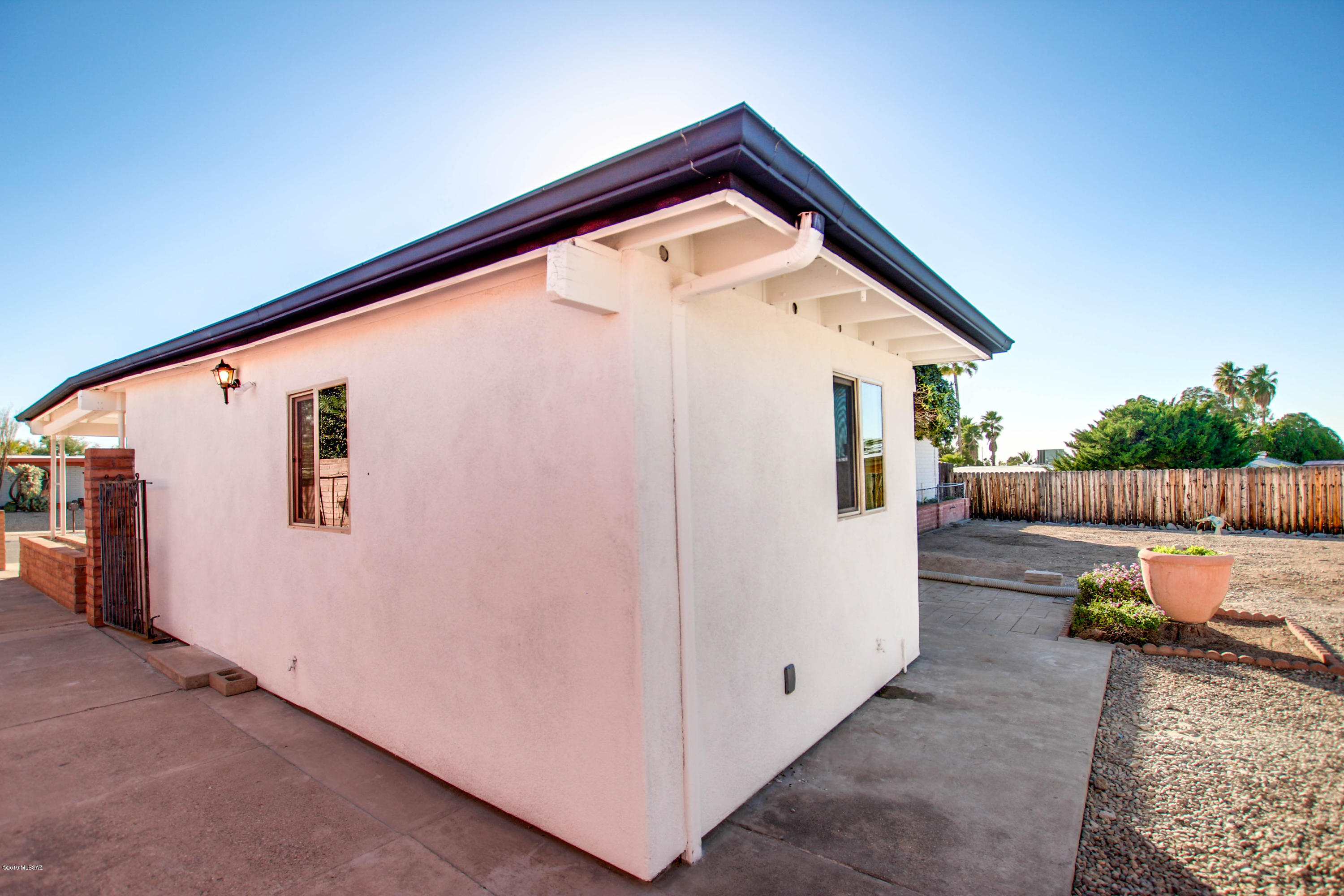 Braewood Terrace (1-107) - Residential