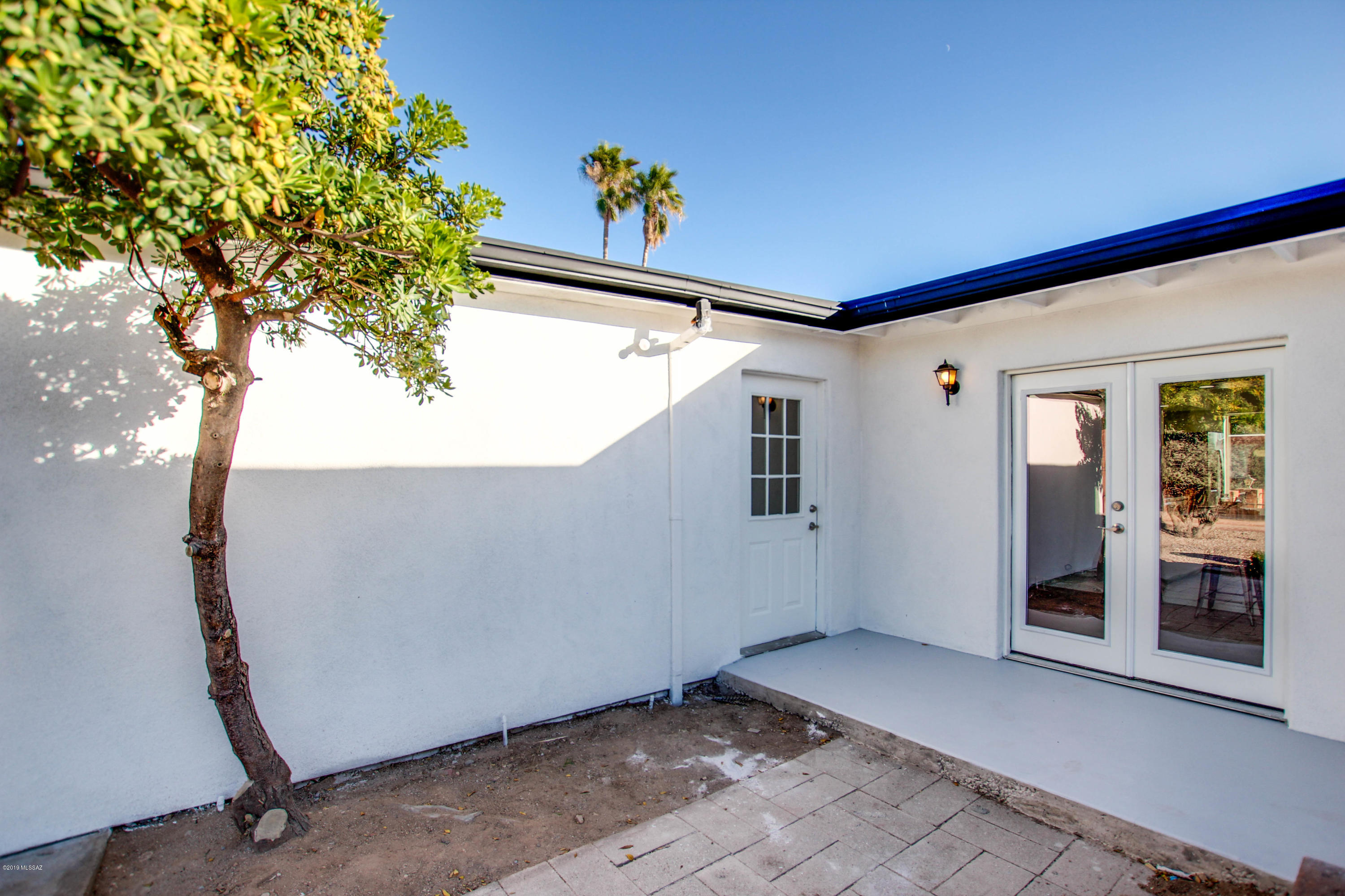 Braewood Terrace (1-107) - Residential