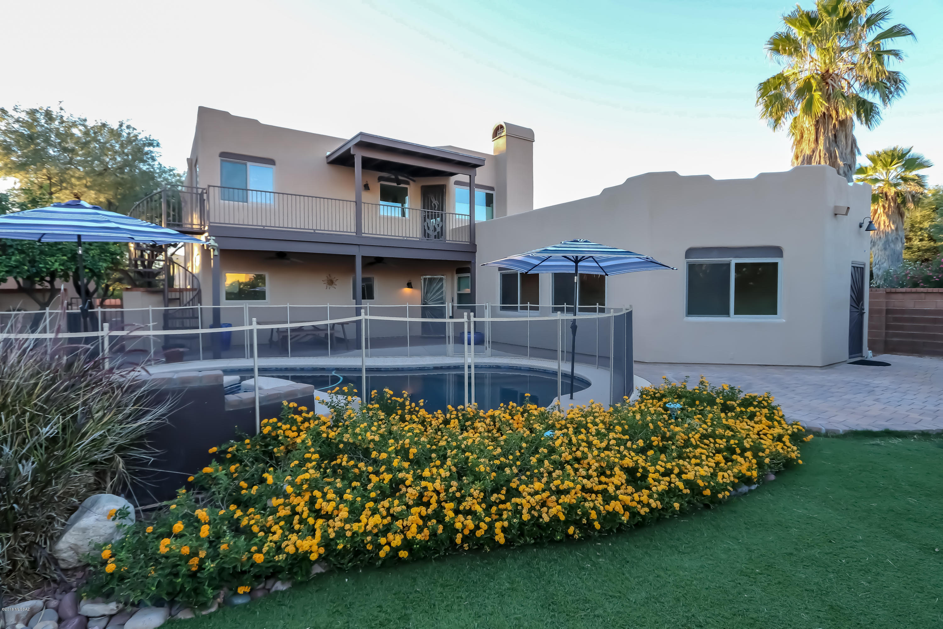 Villages Of La Canada (The) - Residential