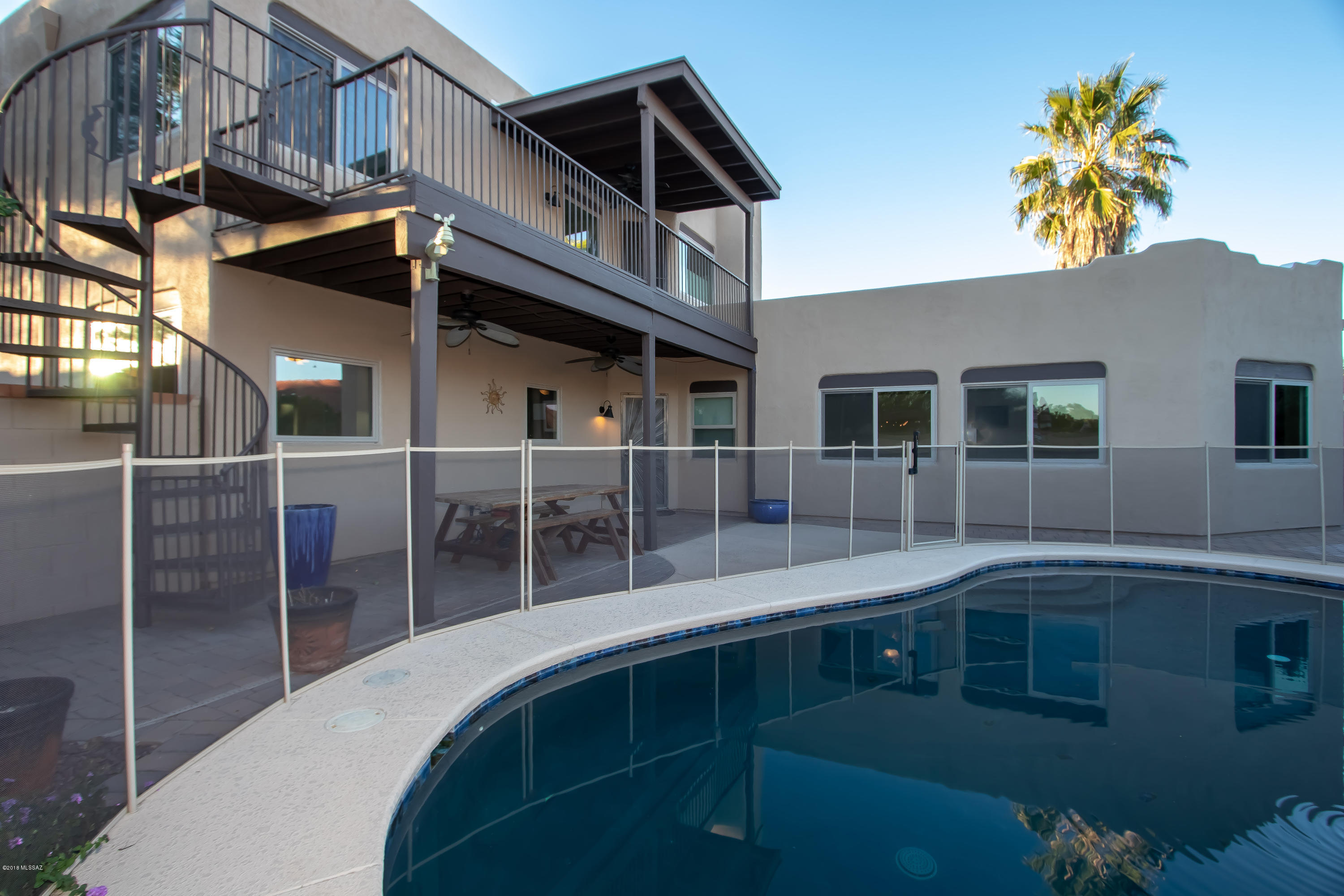 Villages Of La Canada (The) - Residential