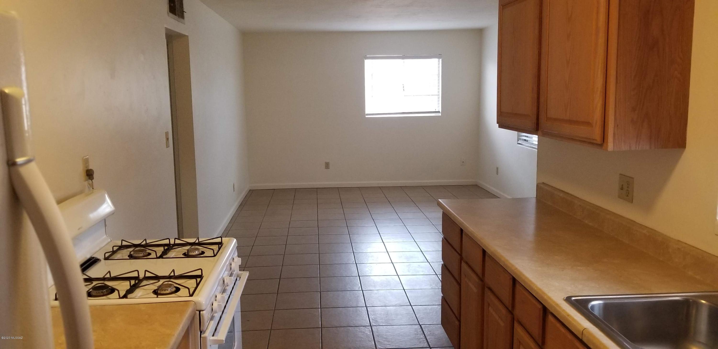 Bellevue Park Townhomes (1-8) - Residential Lease