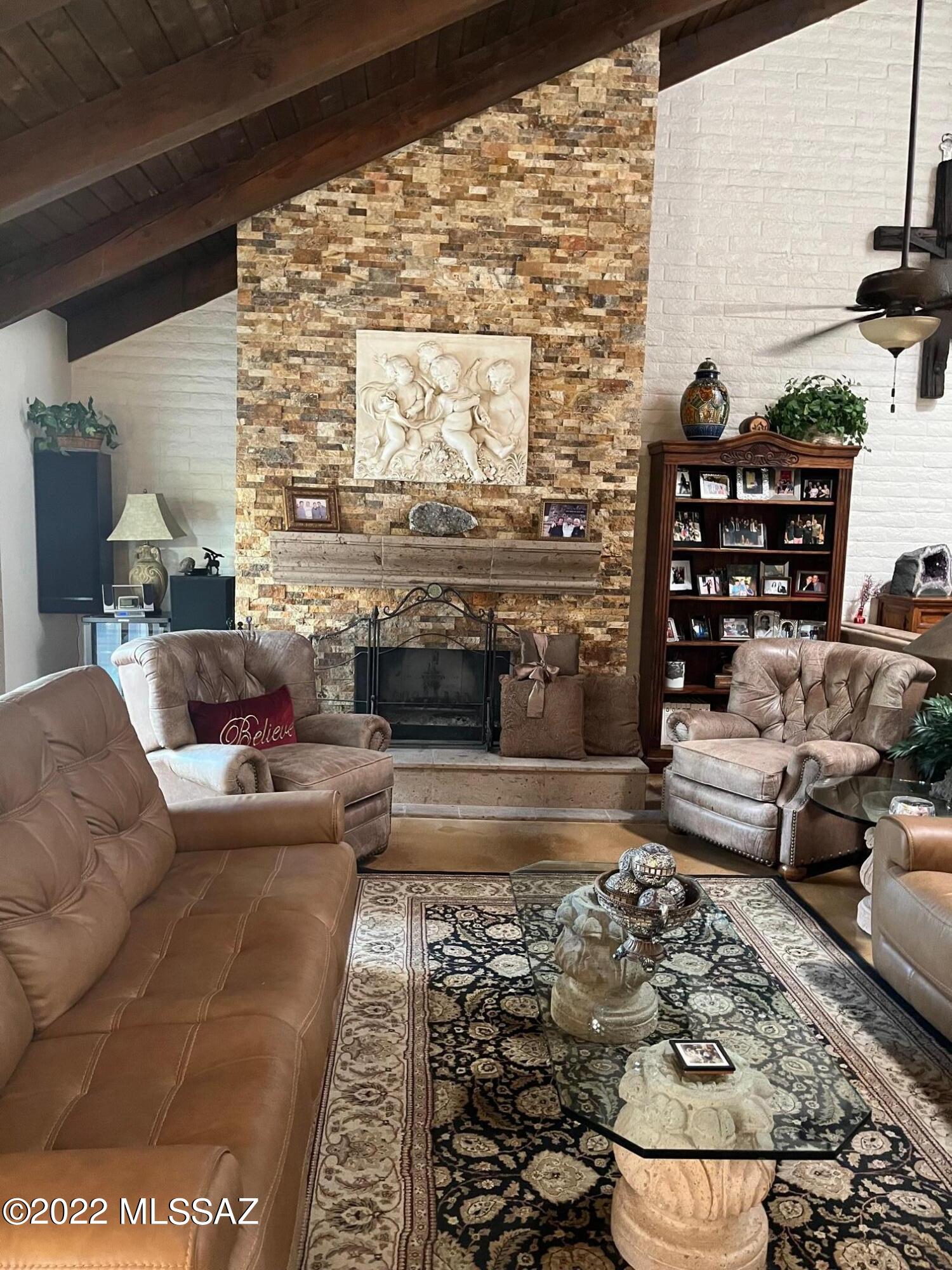 Haciendas Catalina Del Rey (1-174) - Residential Lease