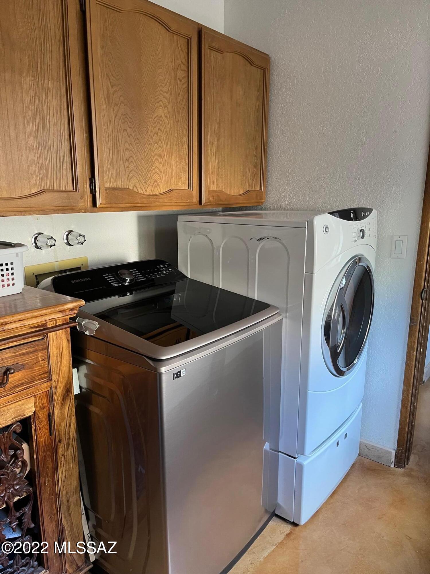Haciendas Catalina Del Rey (1-174) - Residential Lease