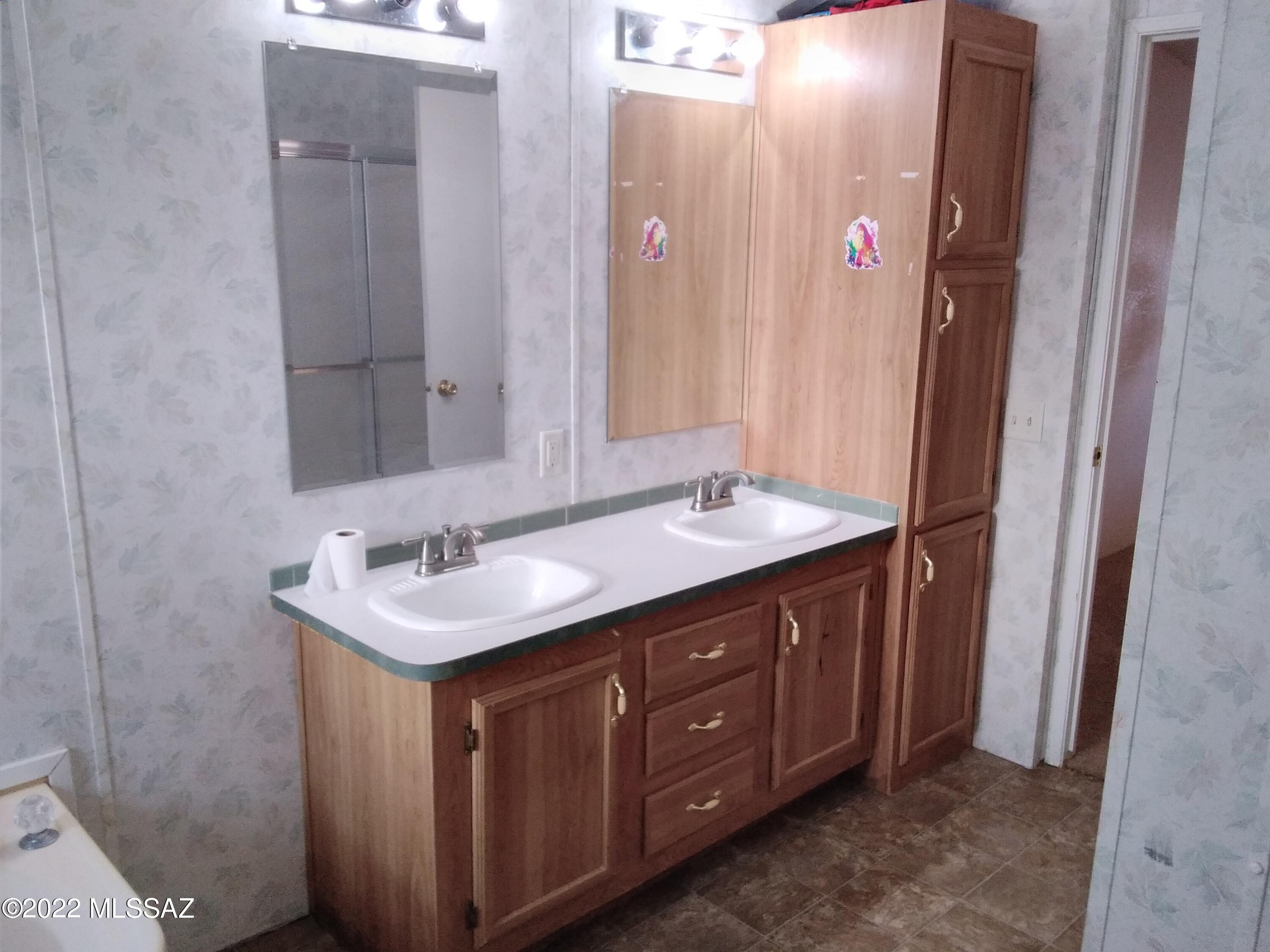 Unsubdivided - Residential