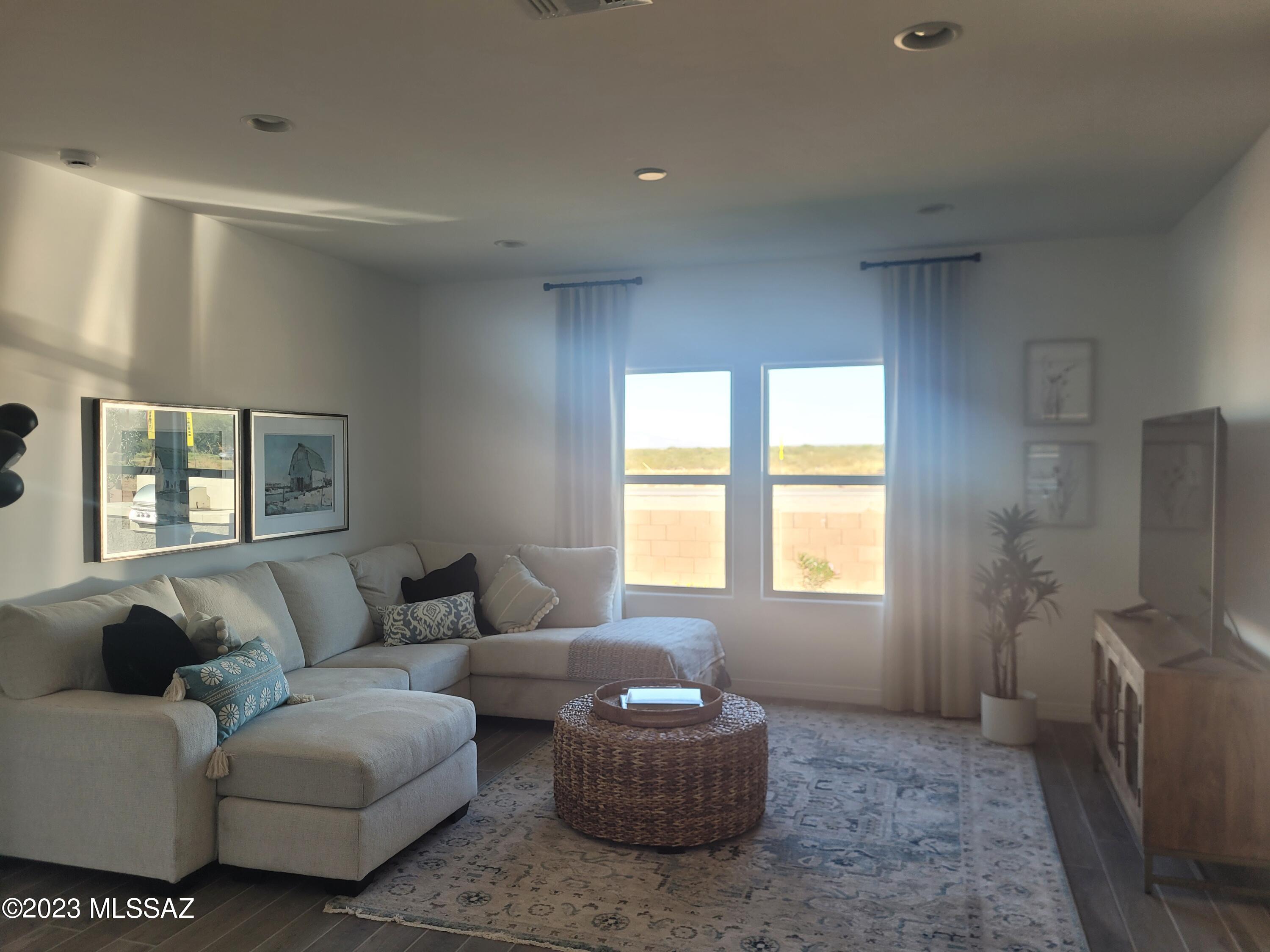 Sahuarita Acres - Residential