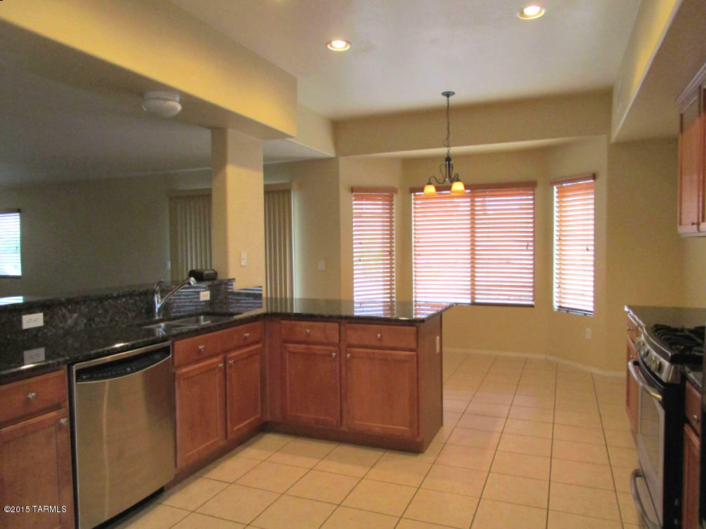 New Tucson Unit NO. 8 (1-455) - Residential Lease