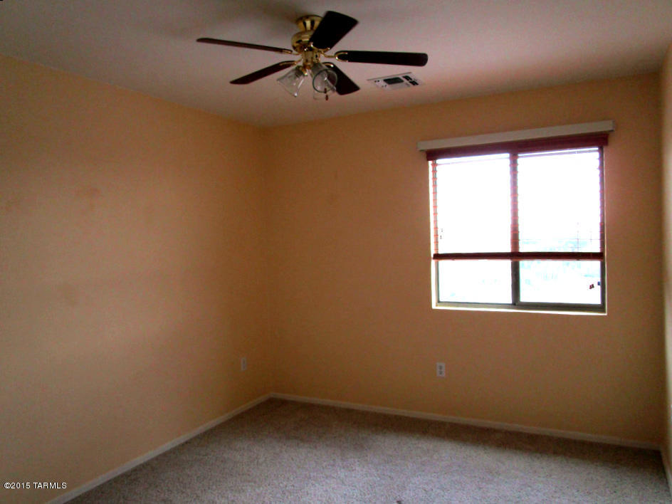 New Tucson Unit NO. 8 (1-455) - Residential Lease