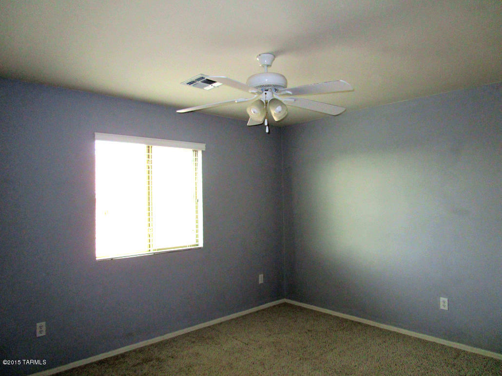 New Tucson Unit NO. 8 (1-455) - Residential Lease