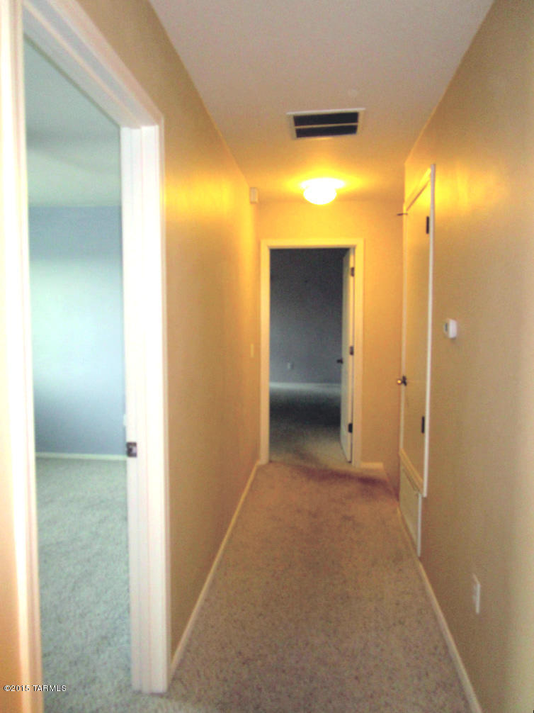 New Tucson Unit NO. 8 (1-455) - Residential Lease