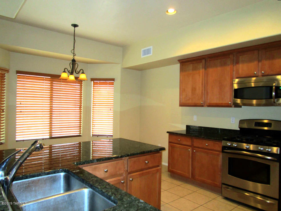New Tucson Unit NO. 8 (1-455) - Residential Lease