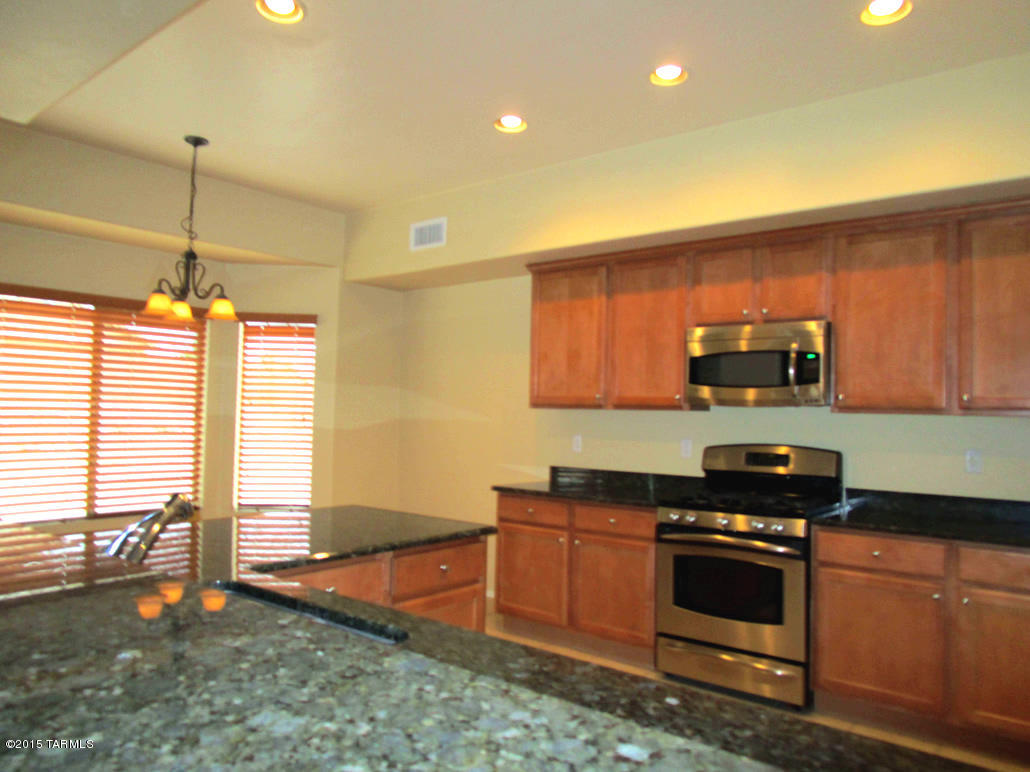 New Tucson Unit NO. 8 (1-455) - Residential Lease