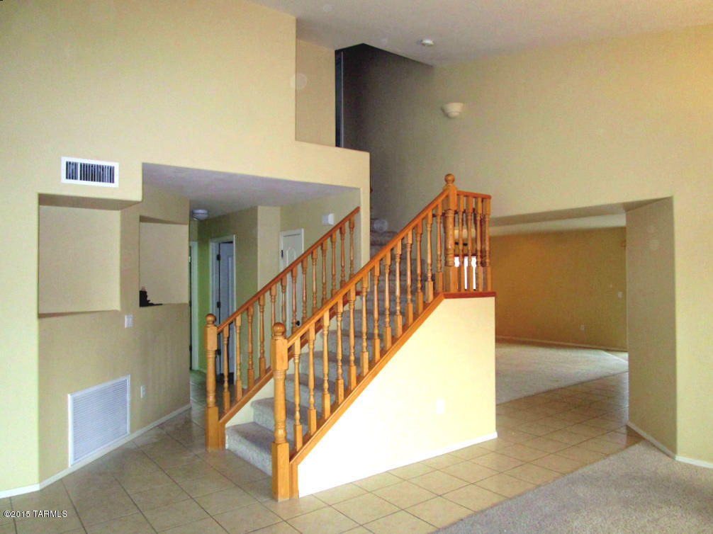 New Tucson Unit NO. 8 (1-455) - Residential Lease