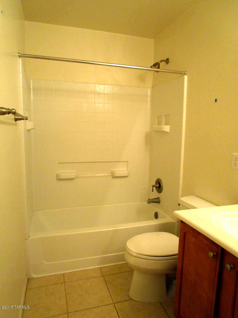 New Tucson Unit NO. 8 (1-455) - Residential Lease