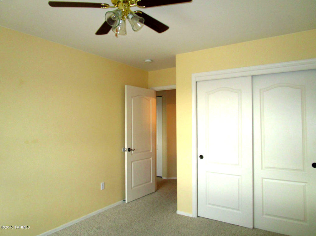 New Tucson Unit NO. 8 (1-455) - Residential Lease