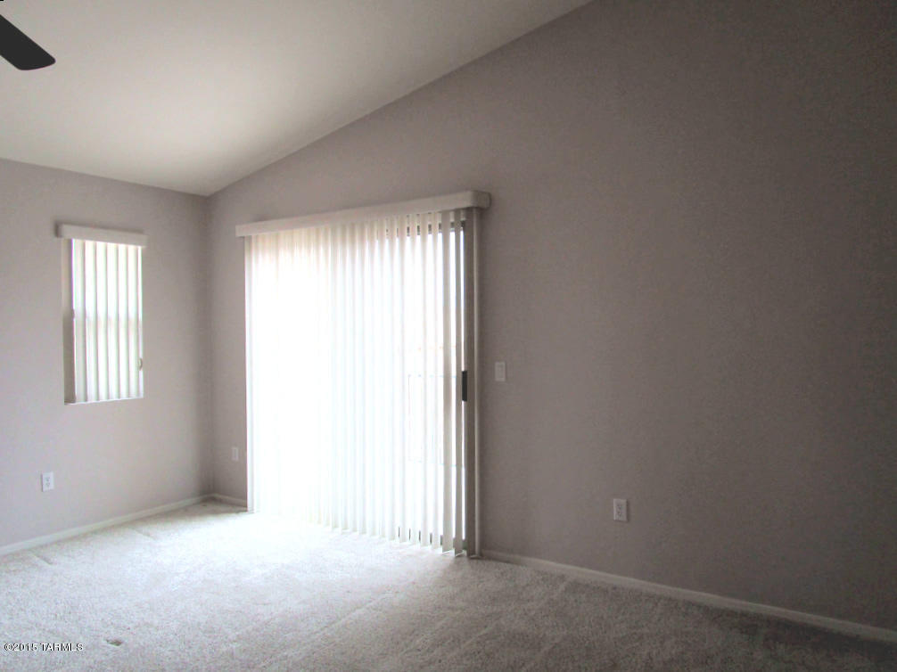 New Tucson Unit NO. 8 (1-455) - Residential Lease
