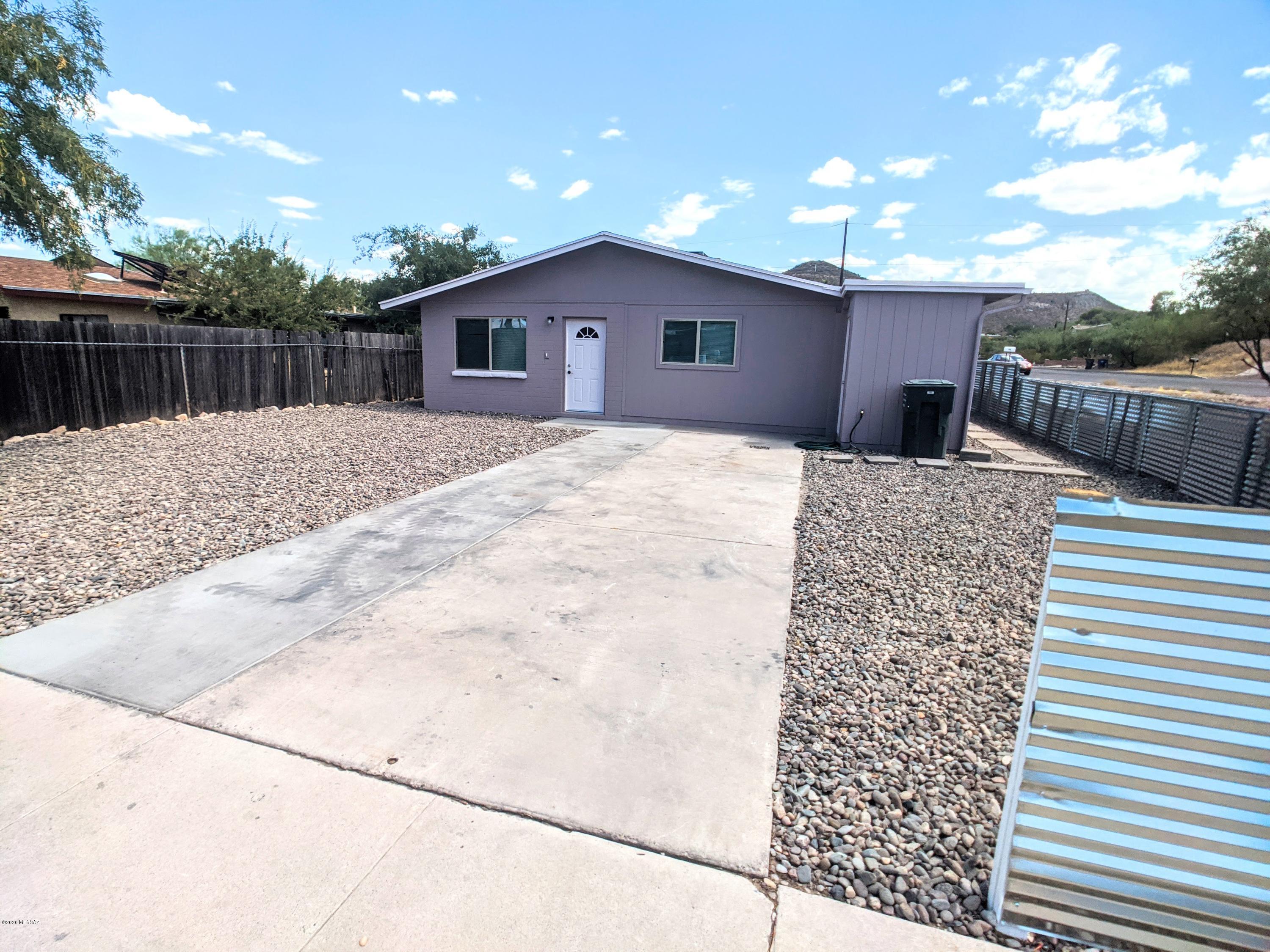 Freshly renovated 4 bed 2 bath 1600 square foot home. Off street parking, extra storage laundry hook ups inside. Brand new kitchen, bathrooms, floors, and paint. NO CARPET! Minutes from down town and street car for easy U of A trips and walking distance to shopping and dining at the MSA Annex. Call today for your personal showing!