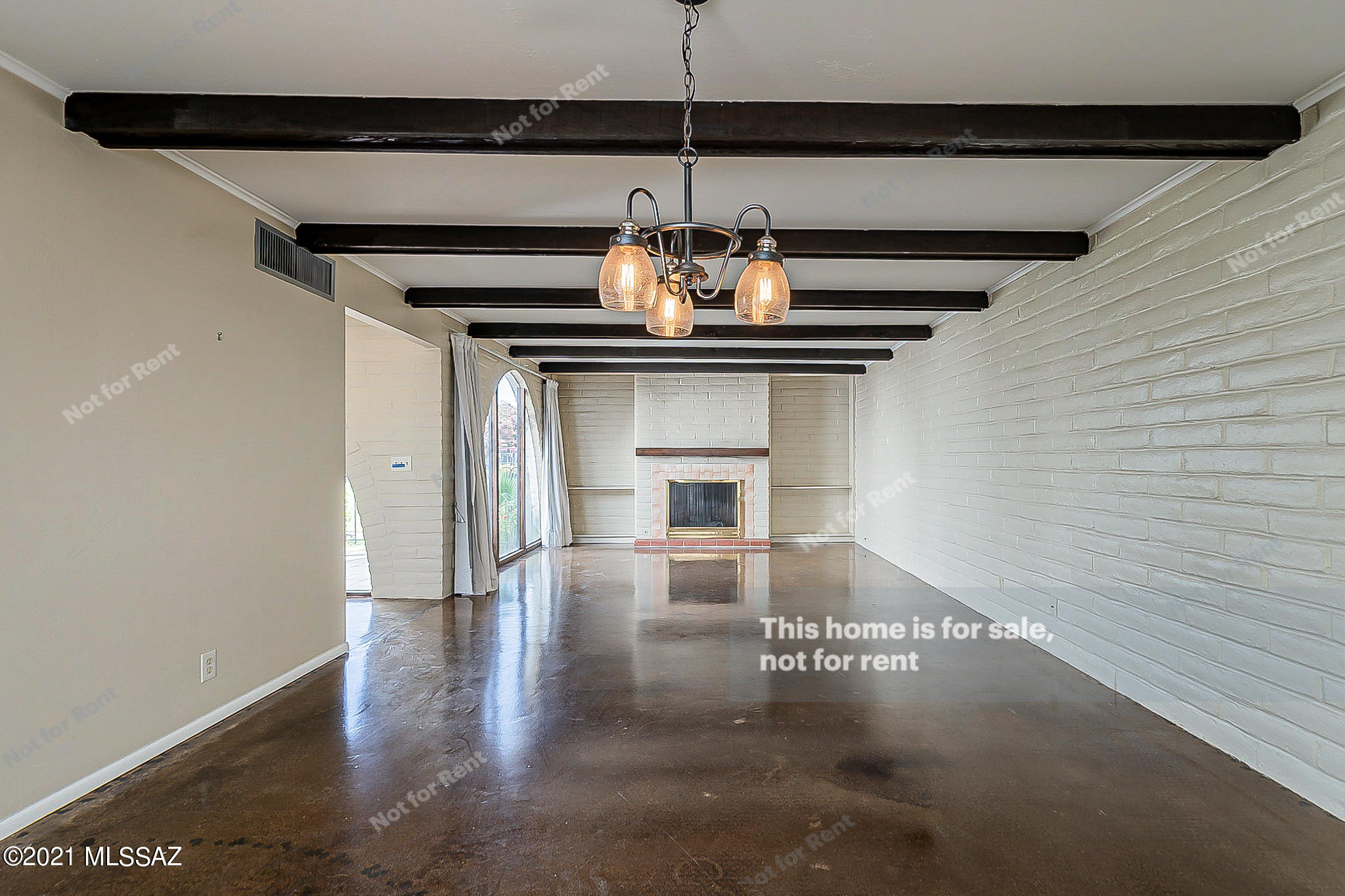 Las Lomitas (1) - Residential