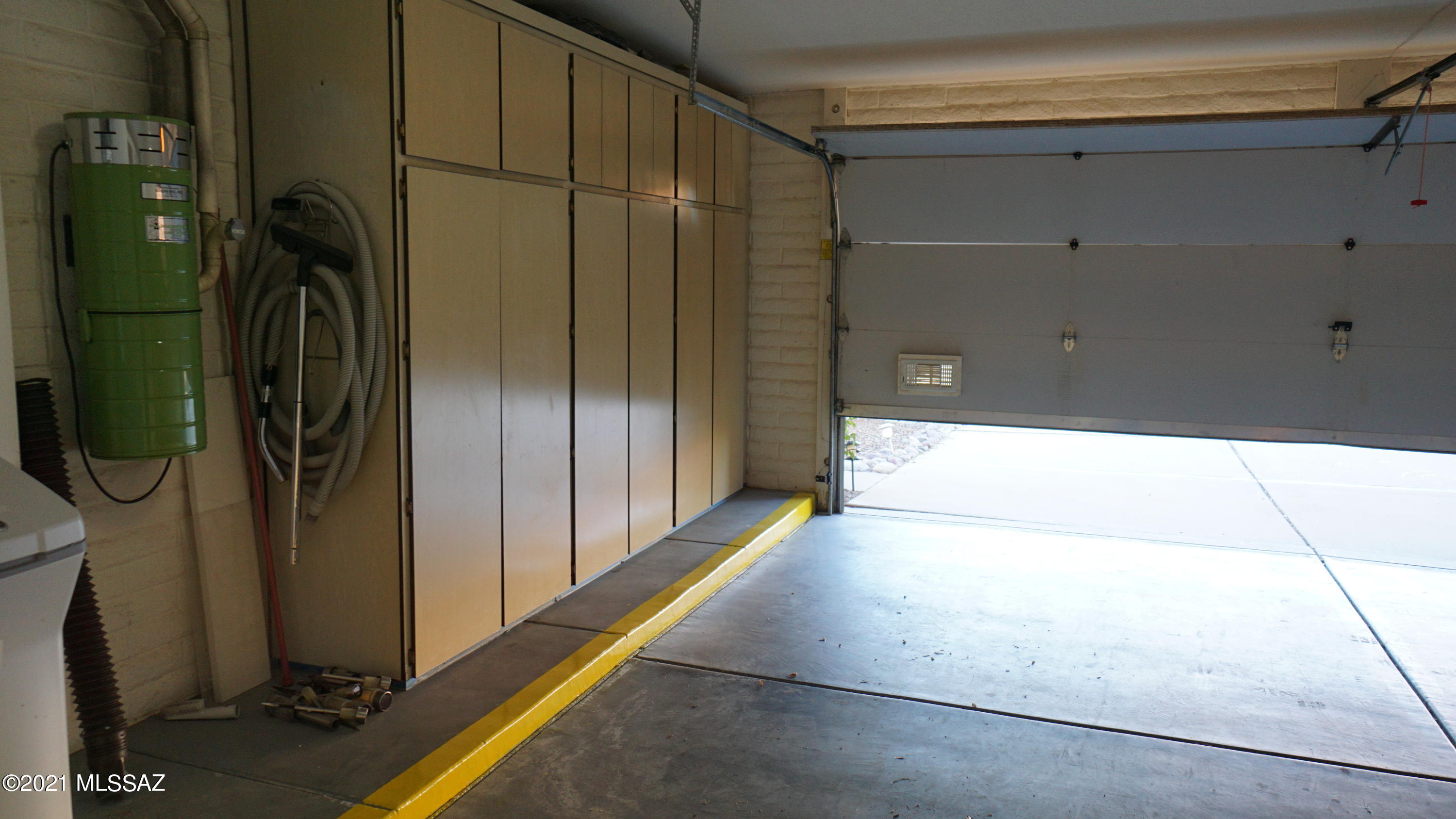 Canoa Estates II (1-125) - Residential Lease