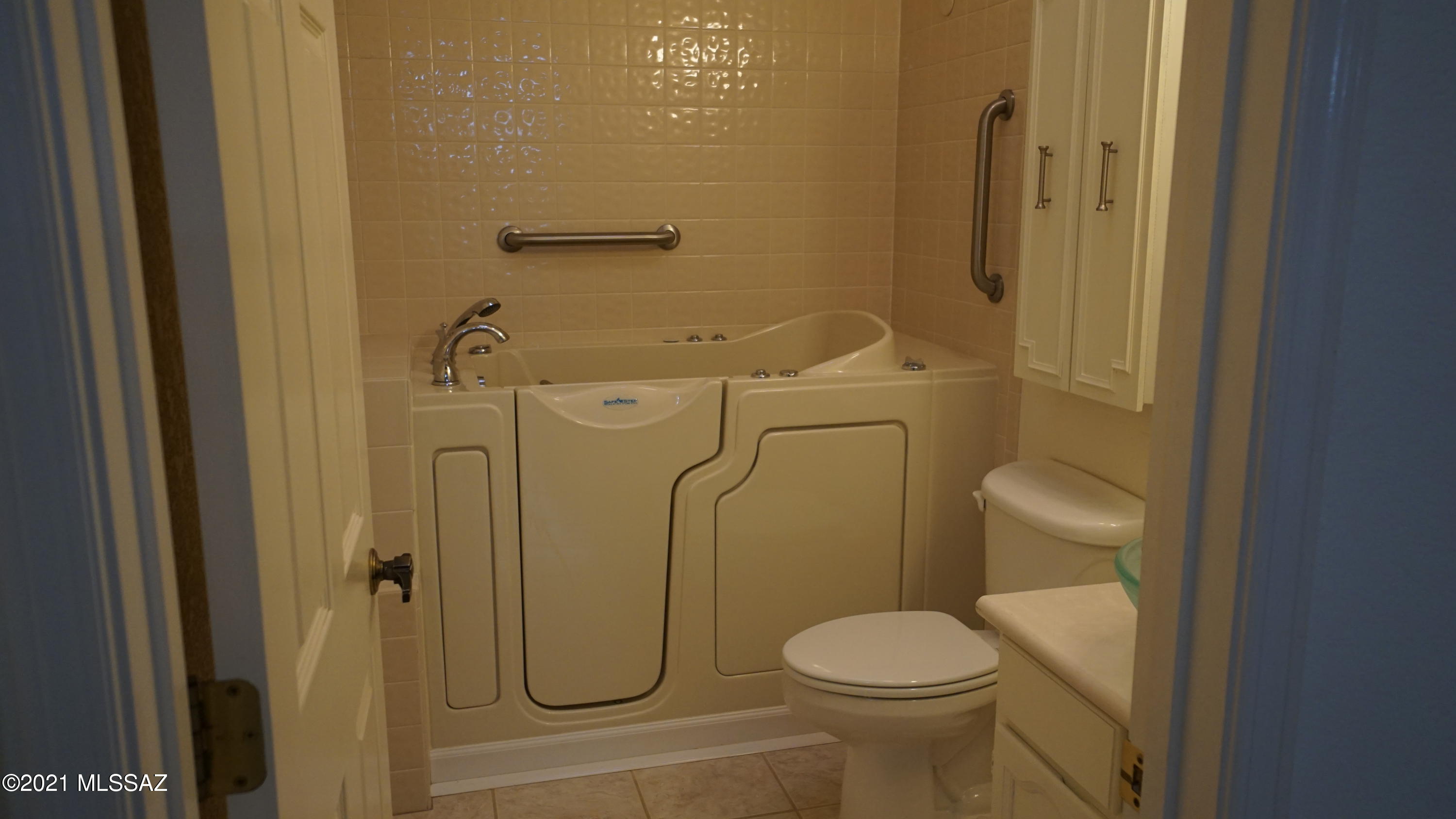 Canoa Estates II (1-125) - Residential Lease