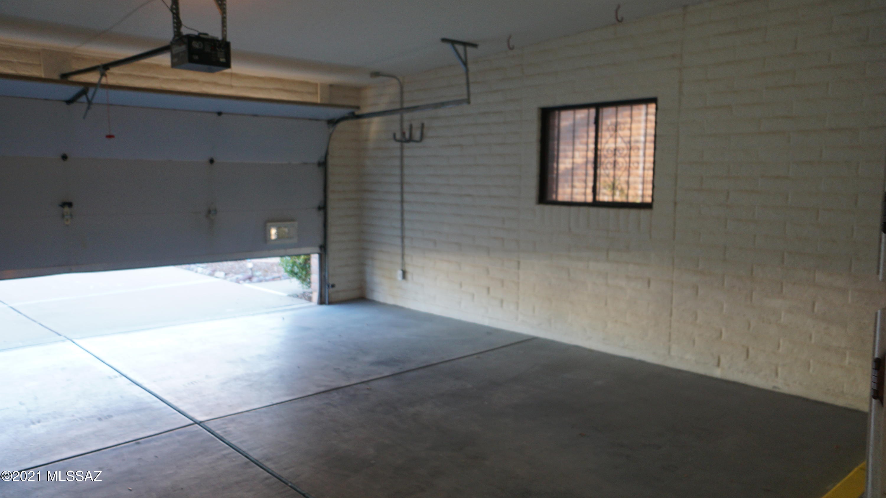 Canoa Estates II (1-125) - Residential Lease