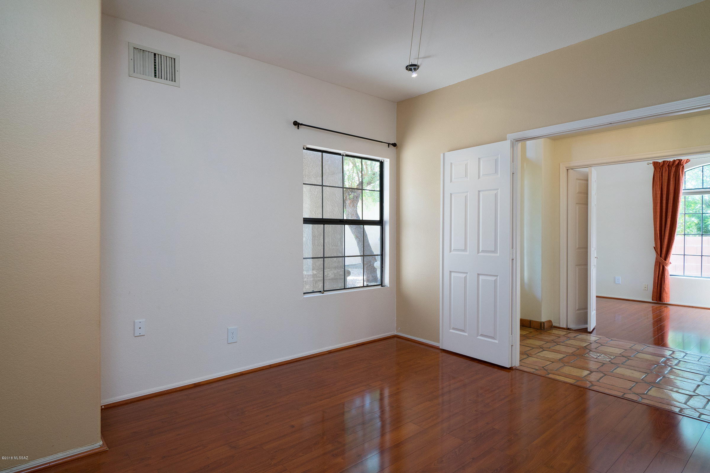 Tierra Santa (1-126) - Residential