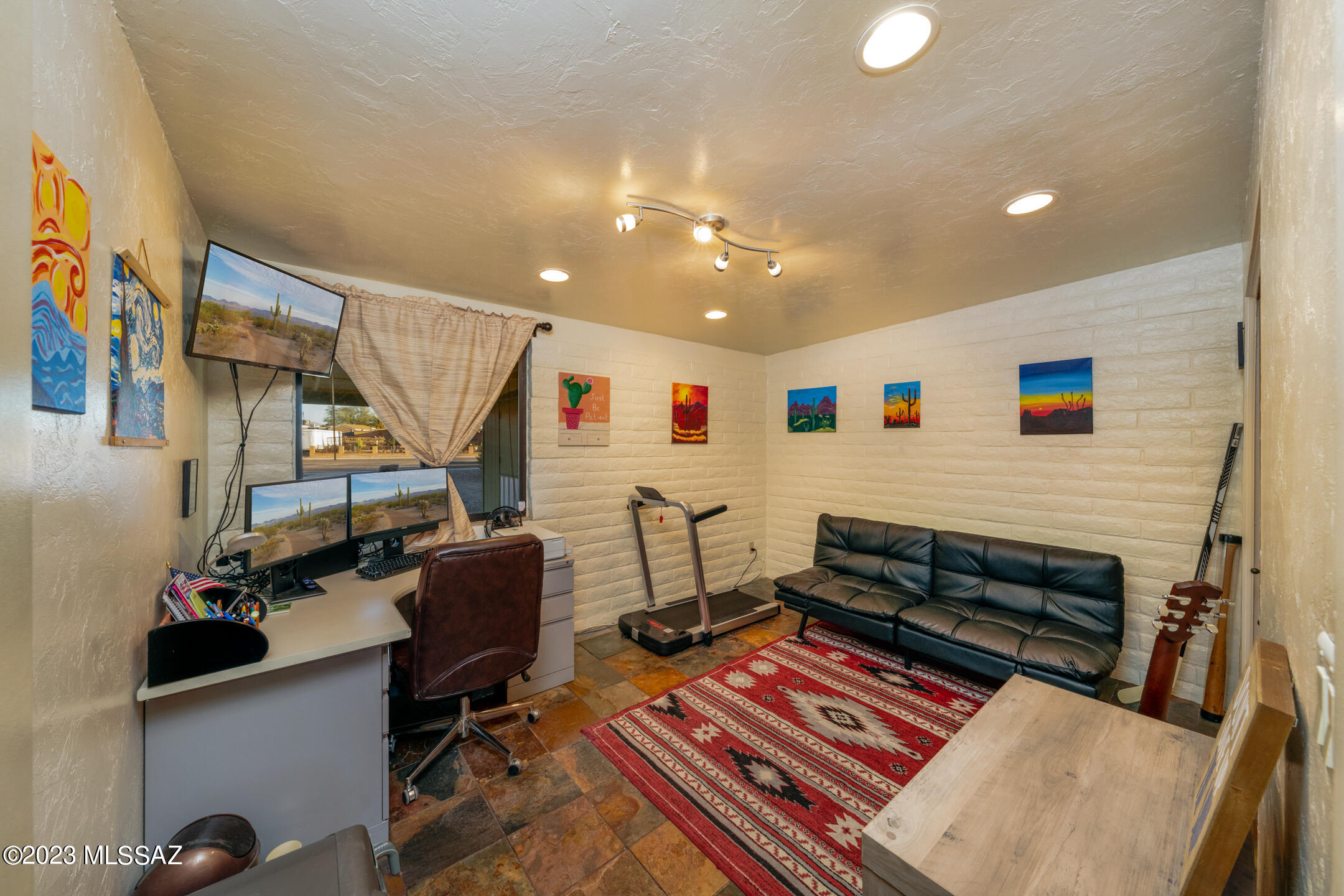 Essex Gardens East (1-44) - Residential
