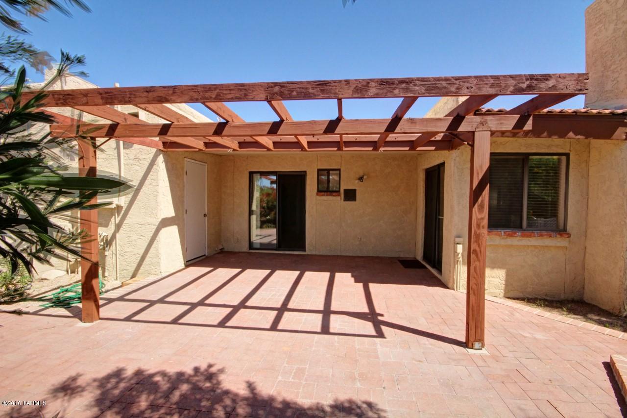 Las Quintas Townhouses(1-57) - Residential