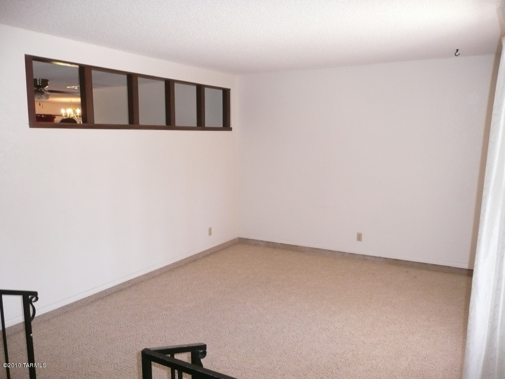 Kingswood Unit 3 (166-263) - Residential Lease