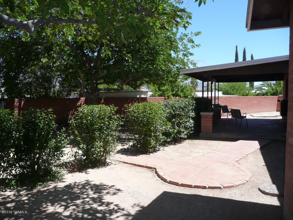 Kingswood Unit 3 (166-263) - Residential Lease