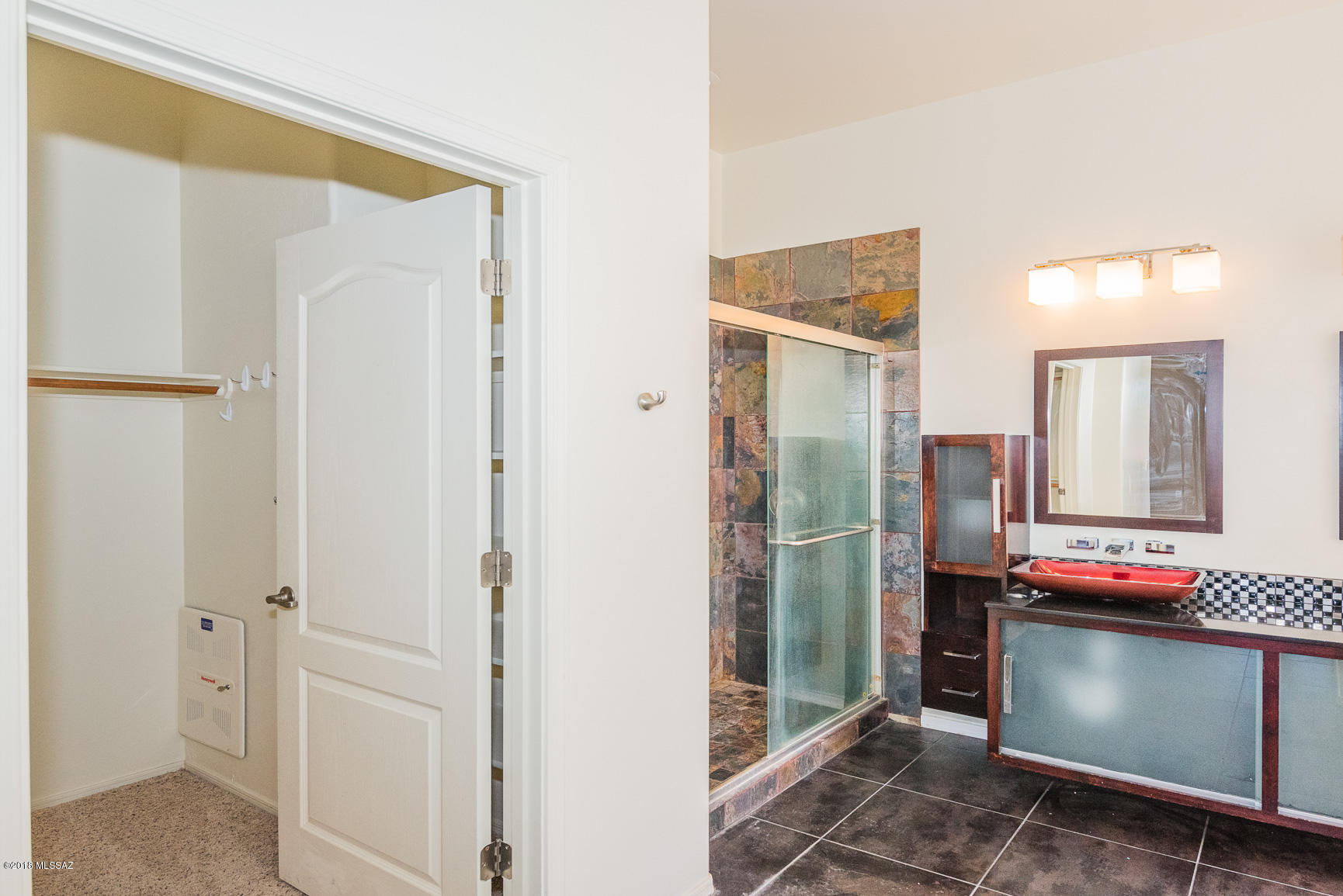 Star Valley Blk. 2 (212) - Residential