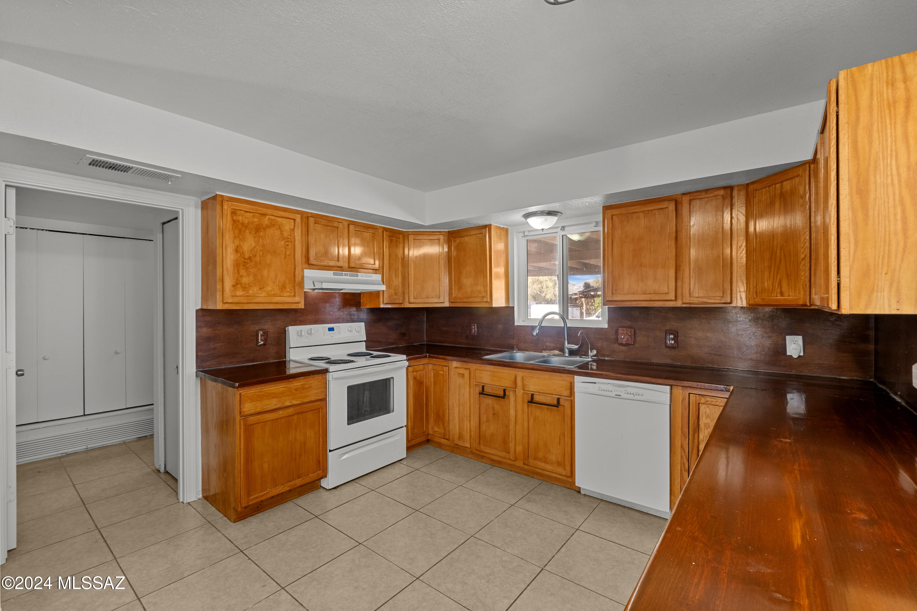 Lakecrest NO. 4 (1-80) - Residential